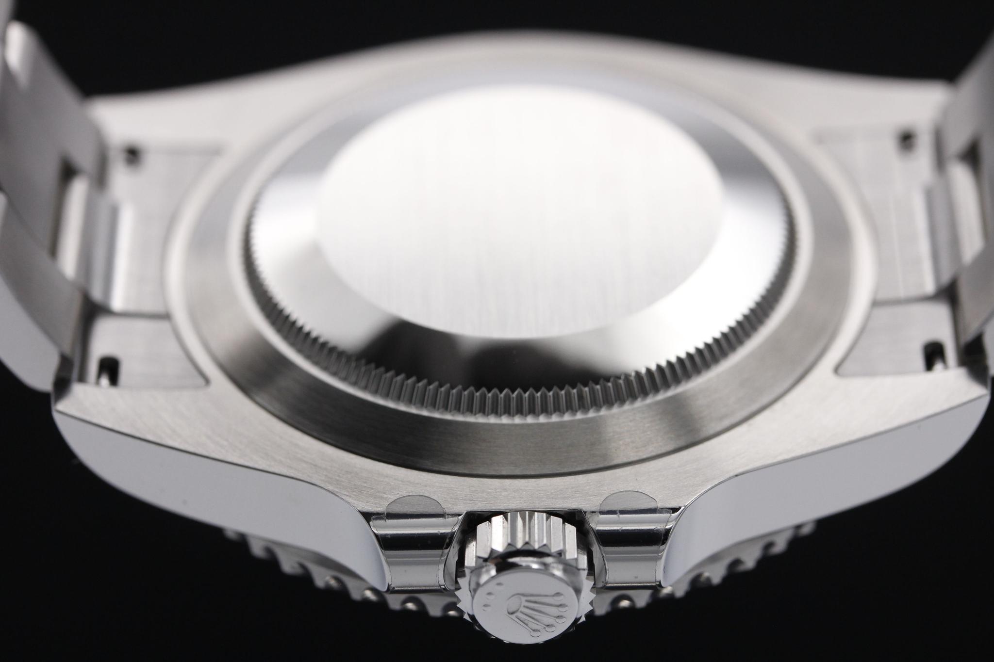 Watch Image 7
