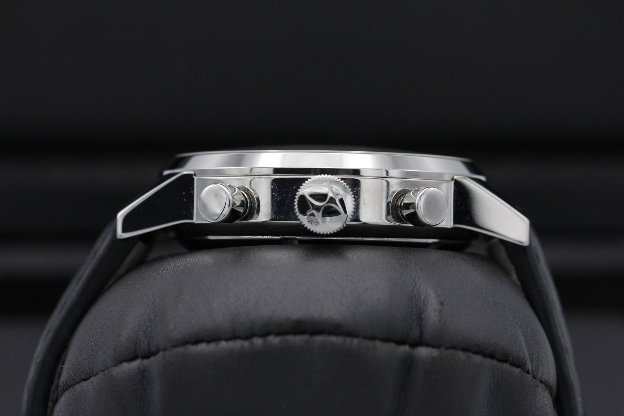Watch Image 3