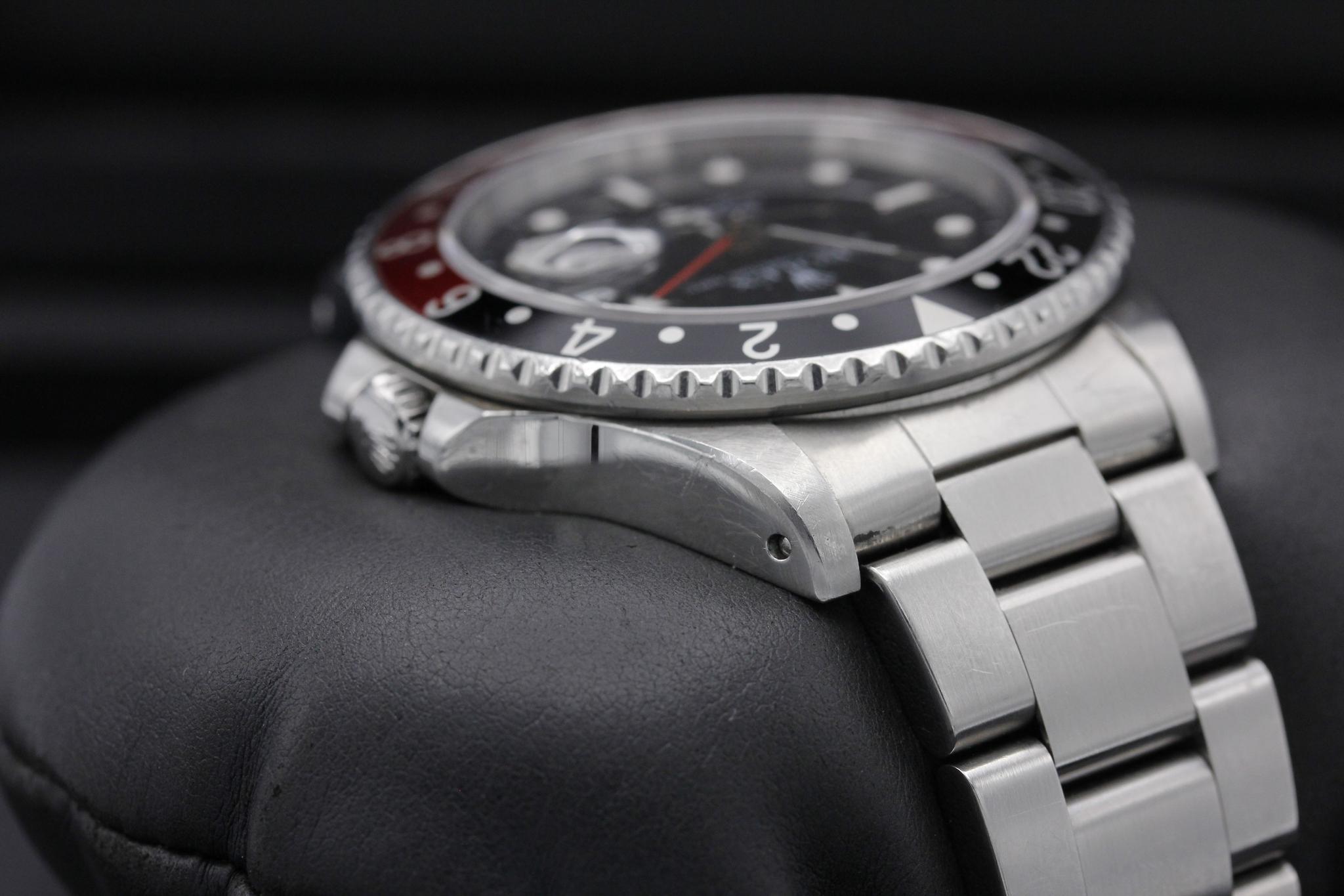 Watch Image 4