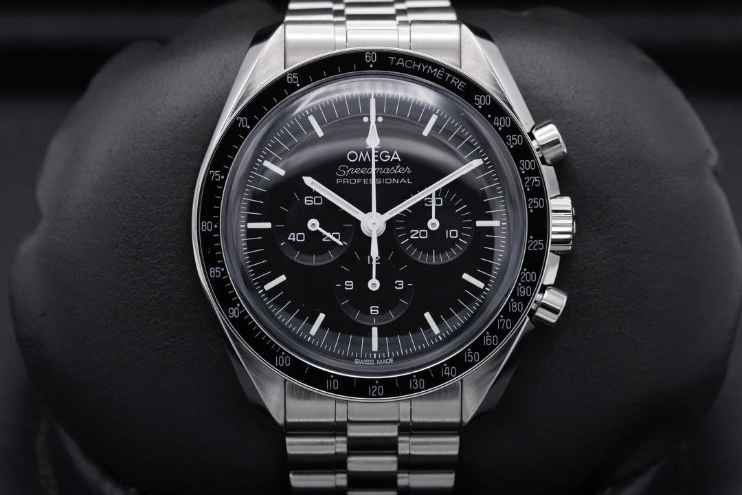 Omega Speedmaster 2021 "Hesalite" 310.30.42.50.01.001