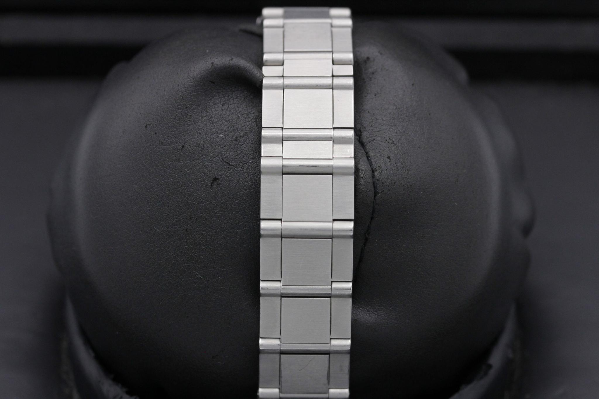 Watch Image 8