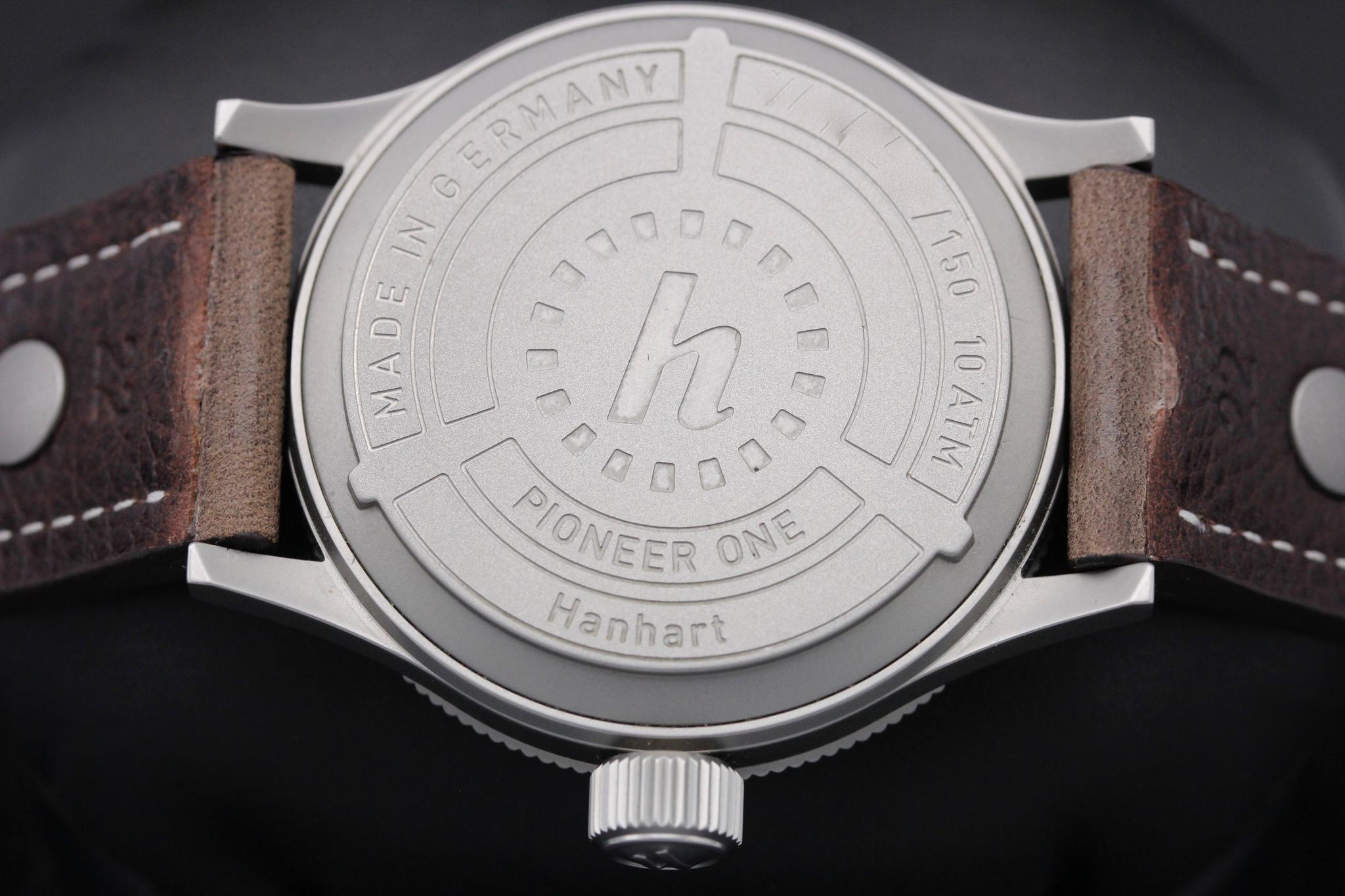Watch Image 7