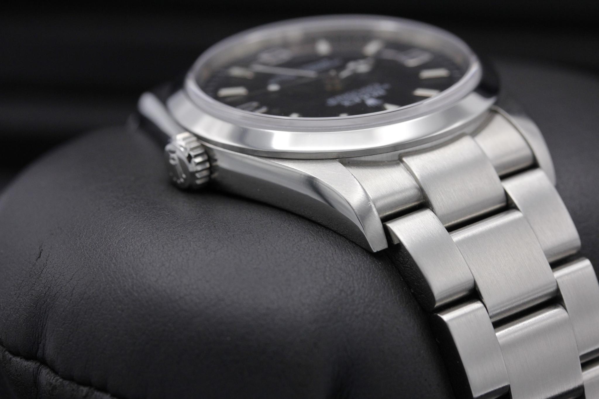 Watch Image 4