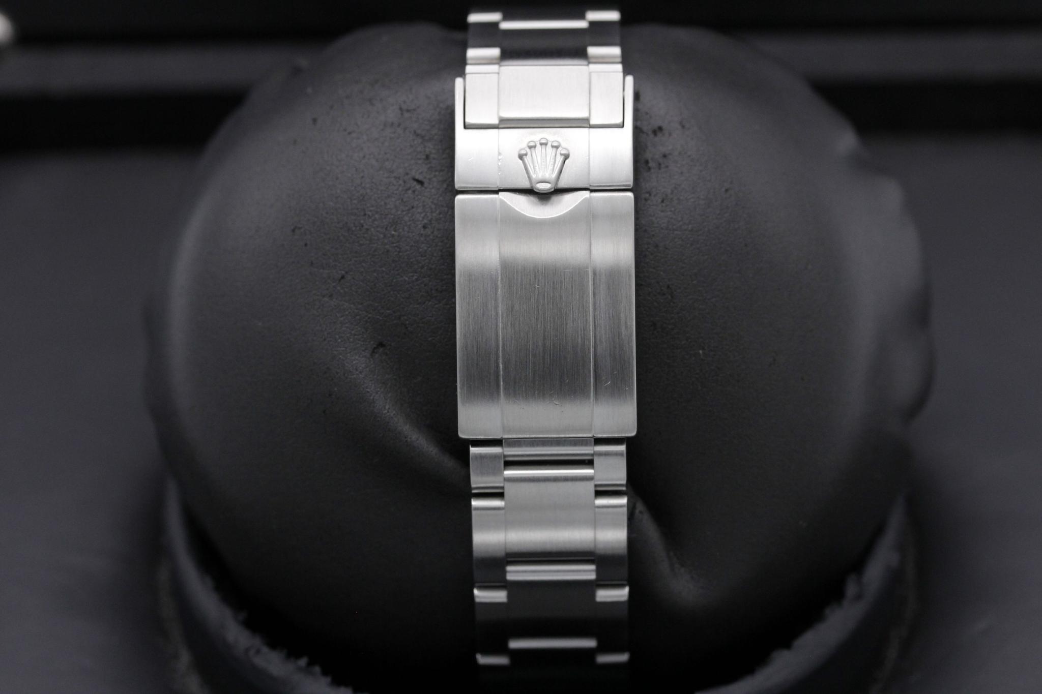 Watch Image 8
