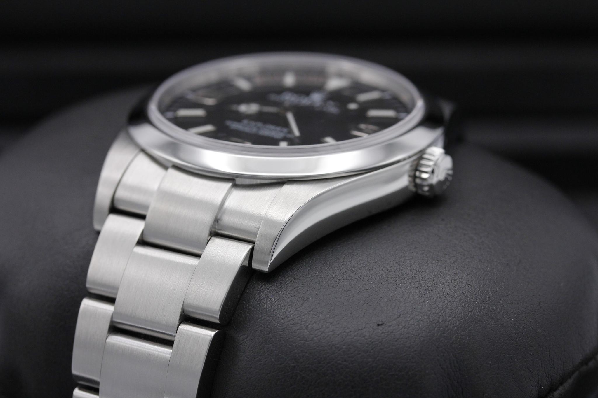 Watch Image 2