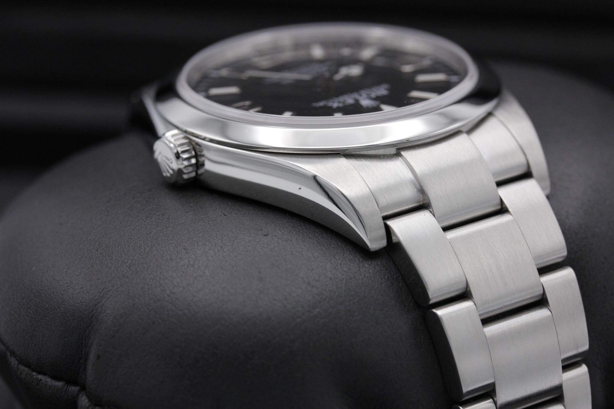 Watch Image 4