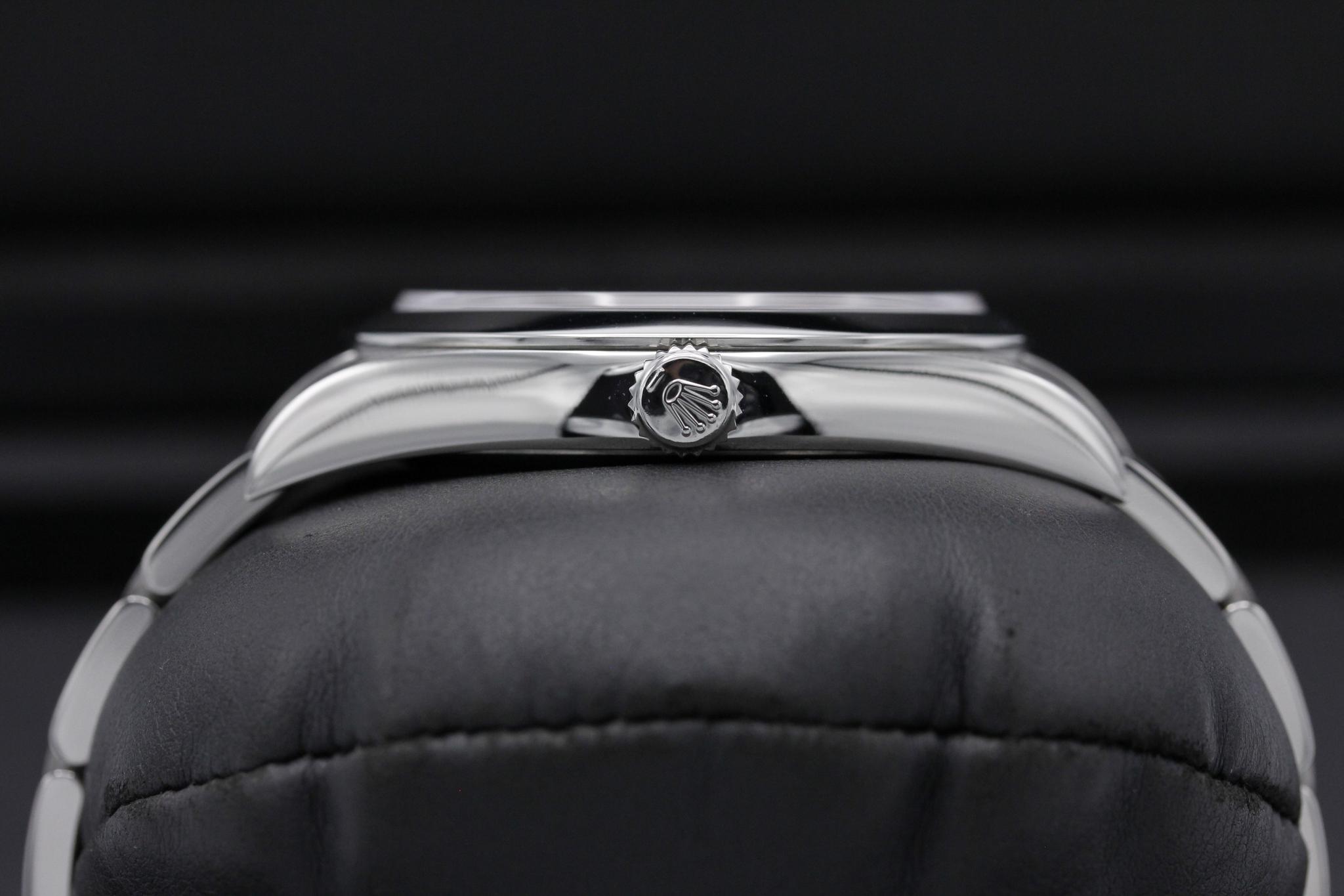 Watch Image 3