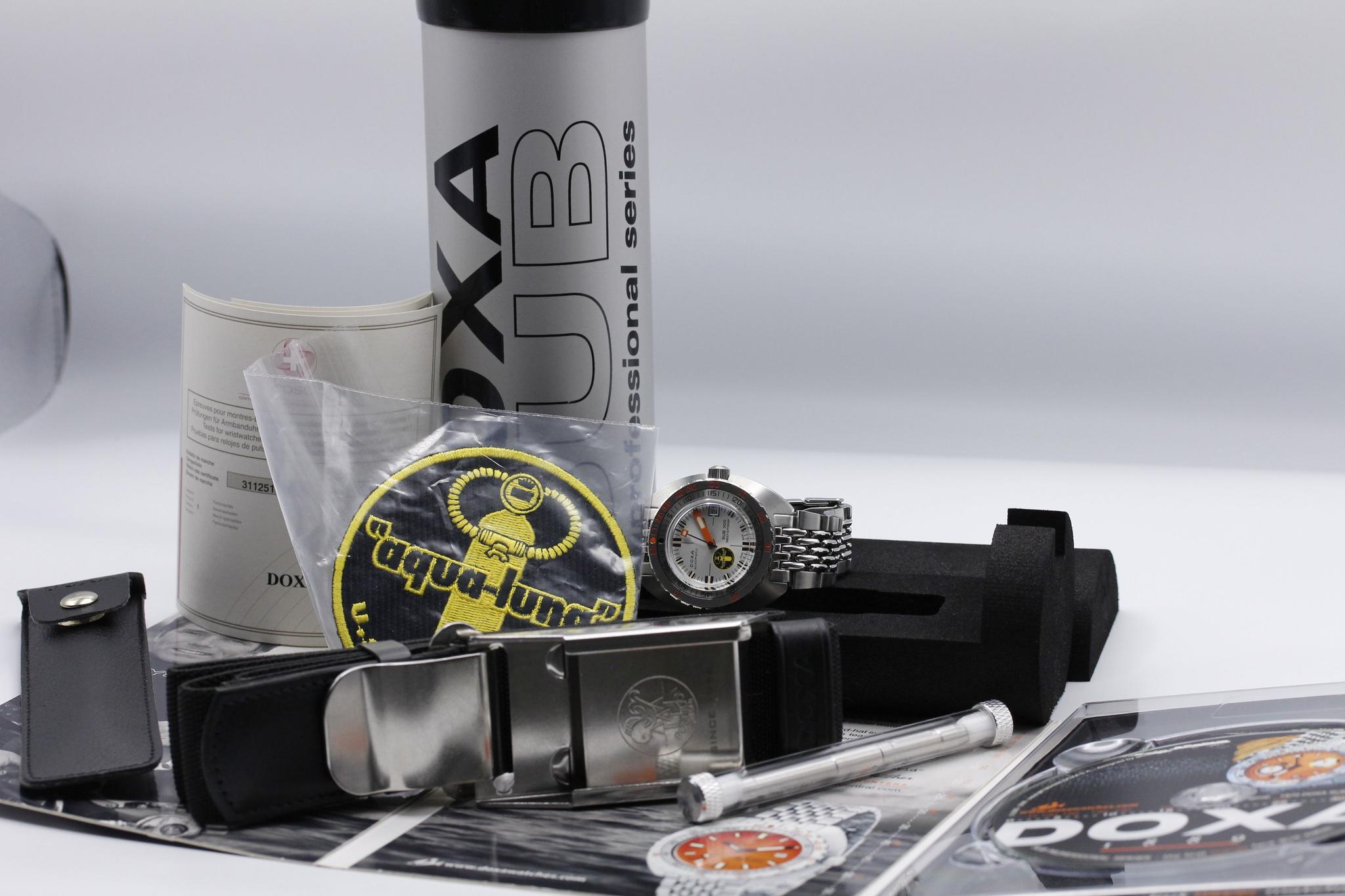 Watch Image 11