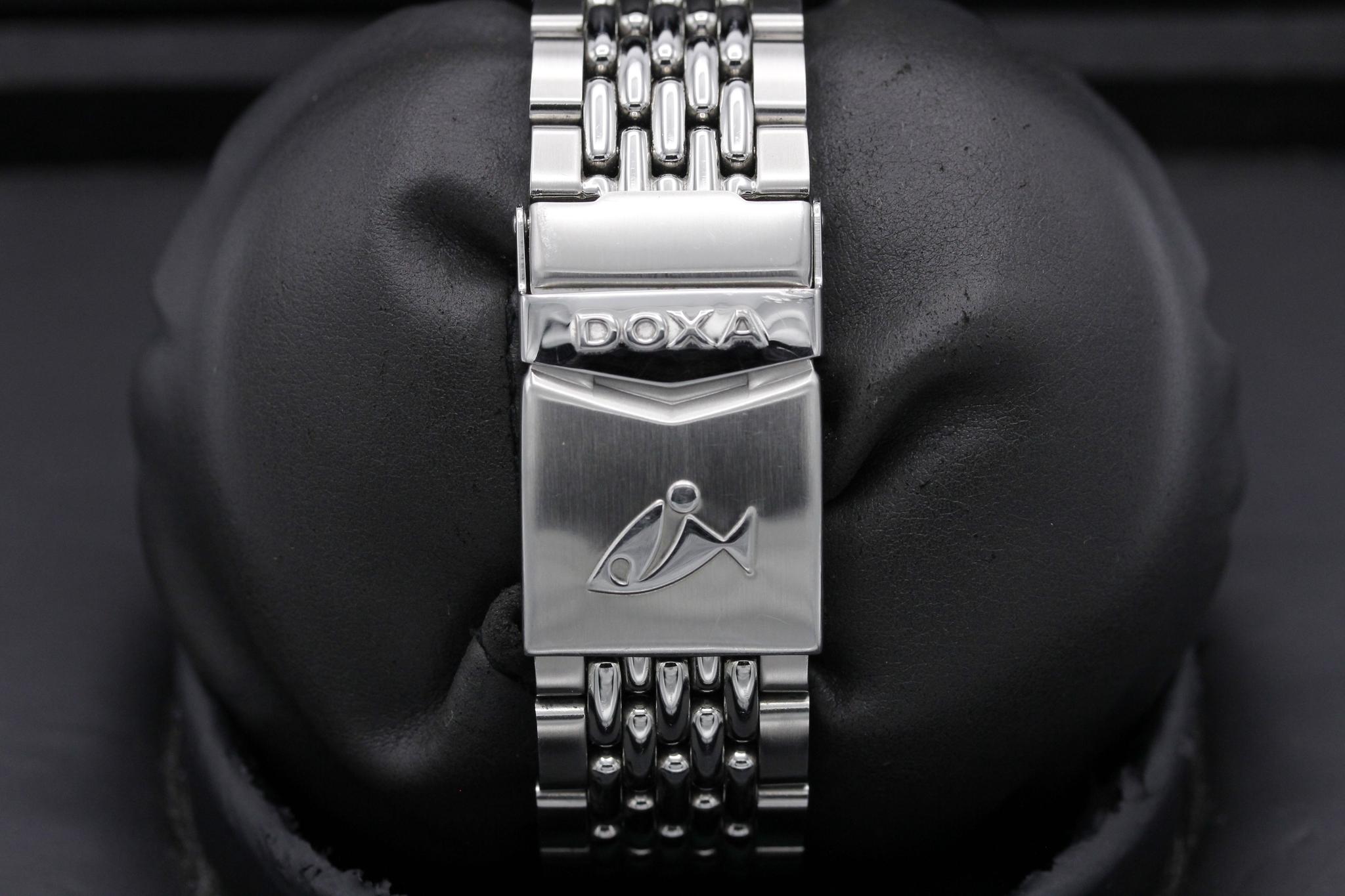 Watch Image 8