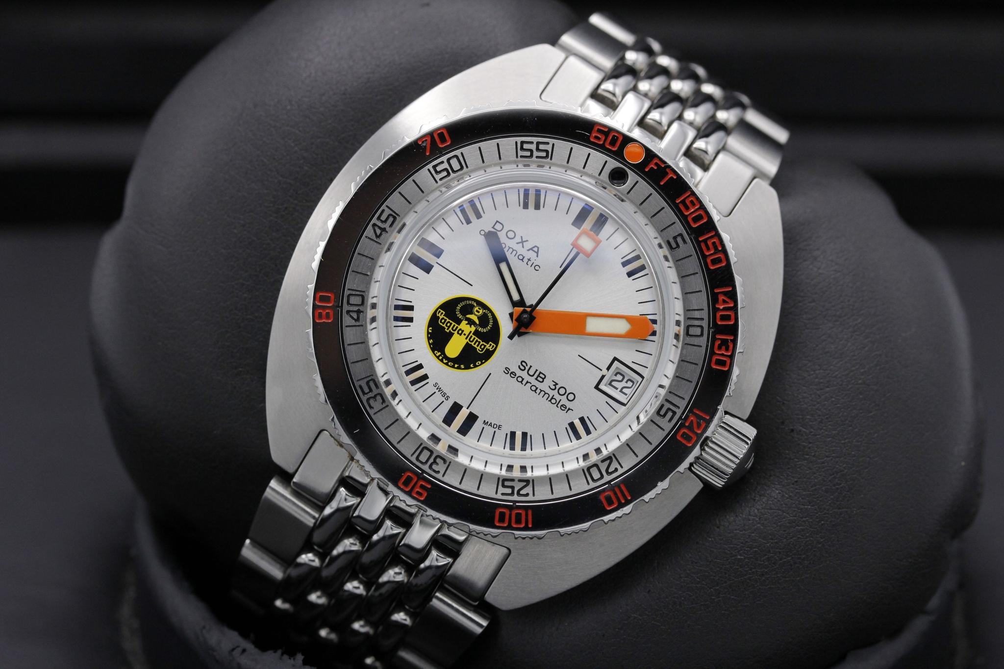 Watch Image 10