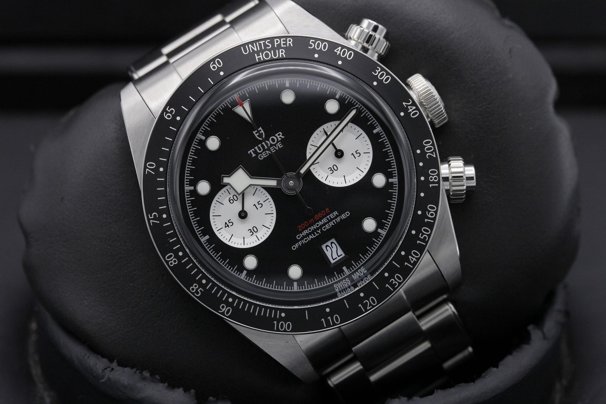 Watch Image 9