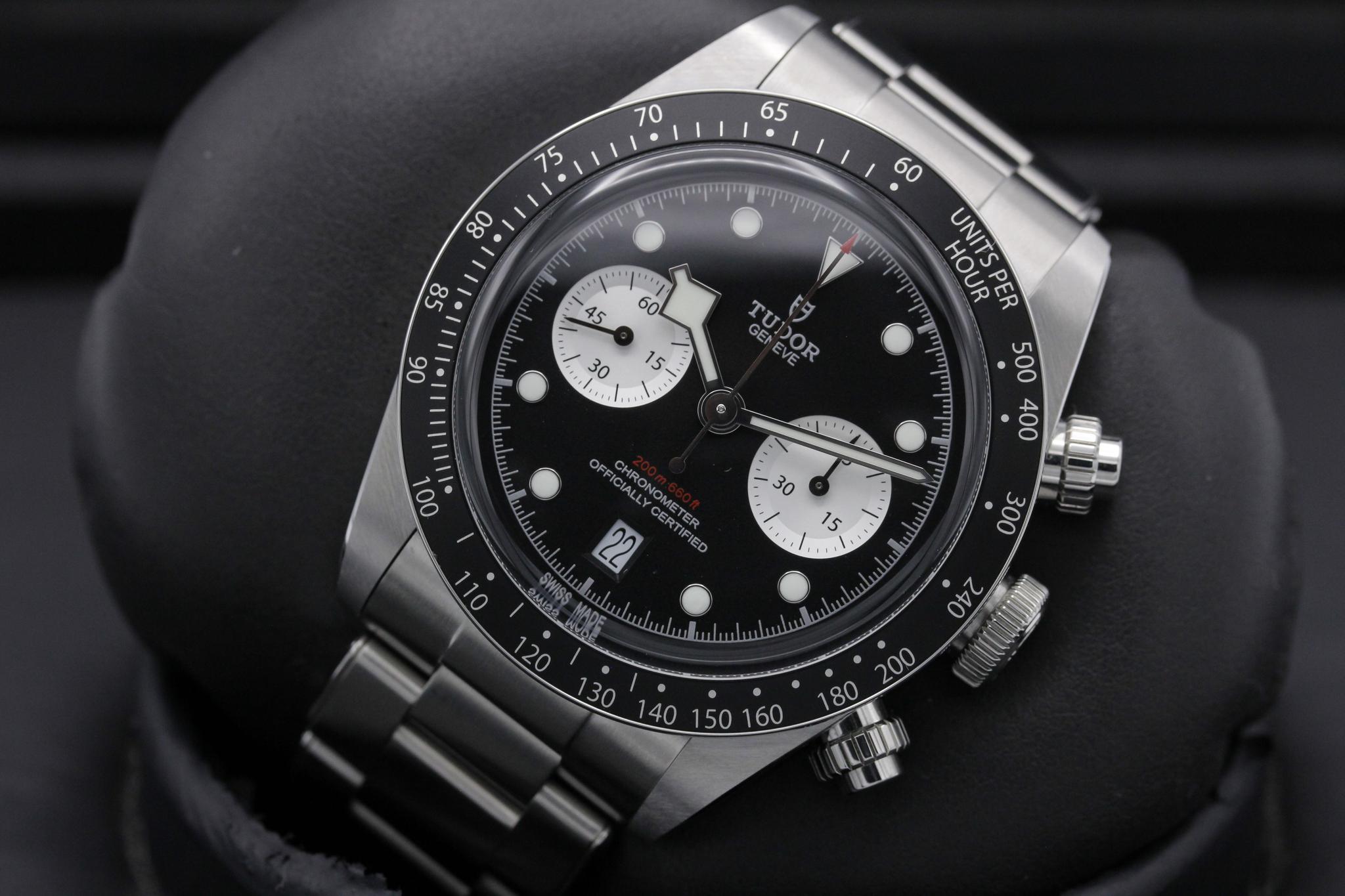 Watch Image 10