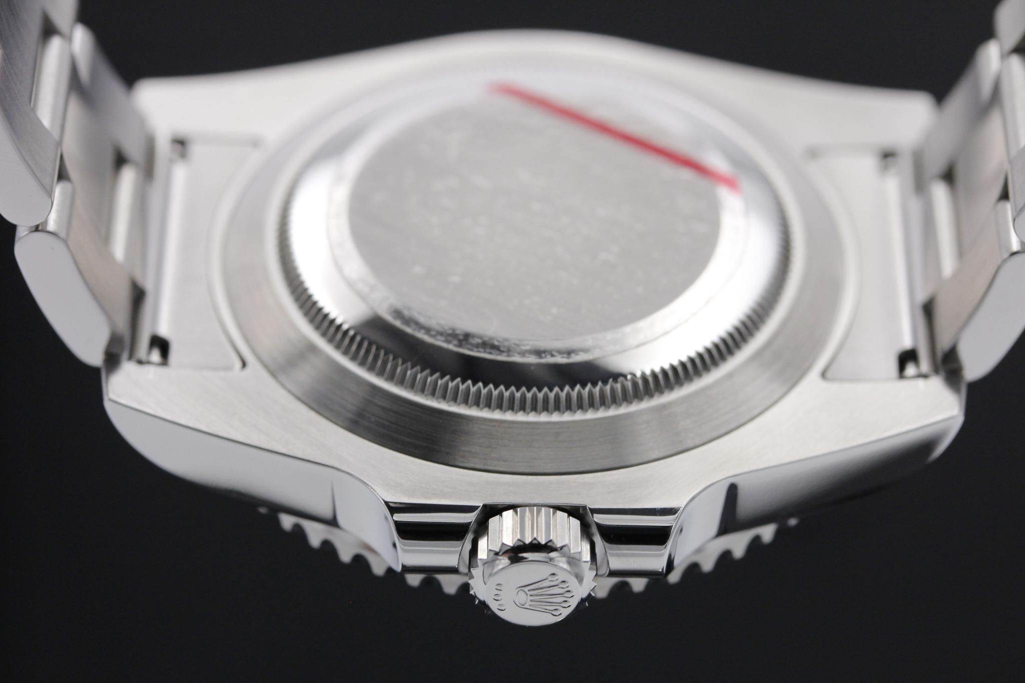 Watch Image 7