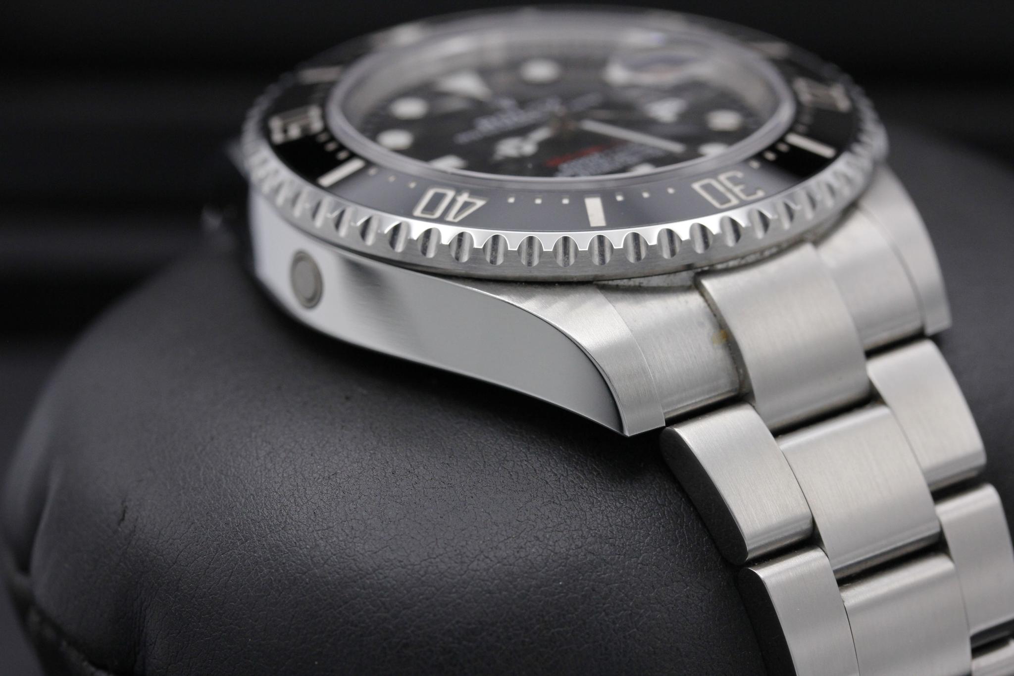 Watch Image 6
