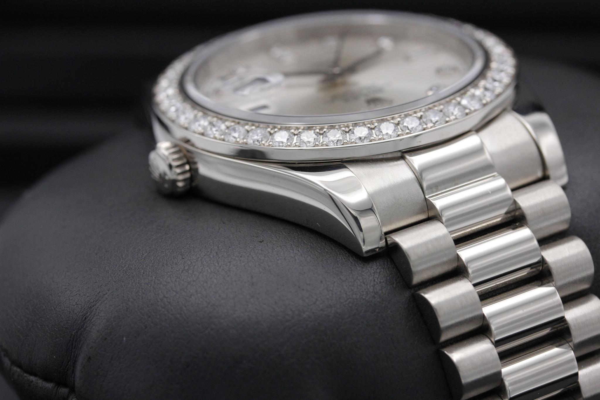 Watch Image 4