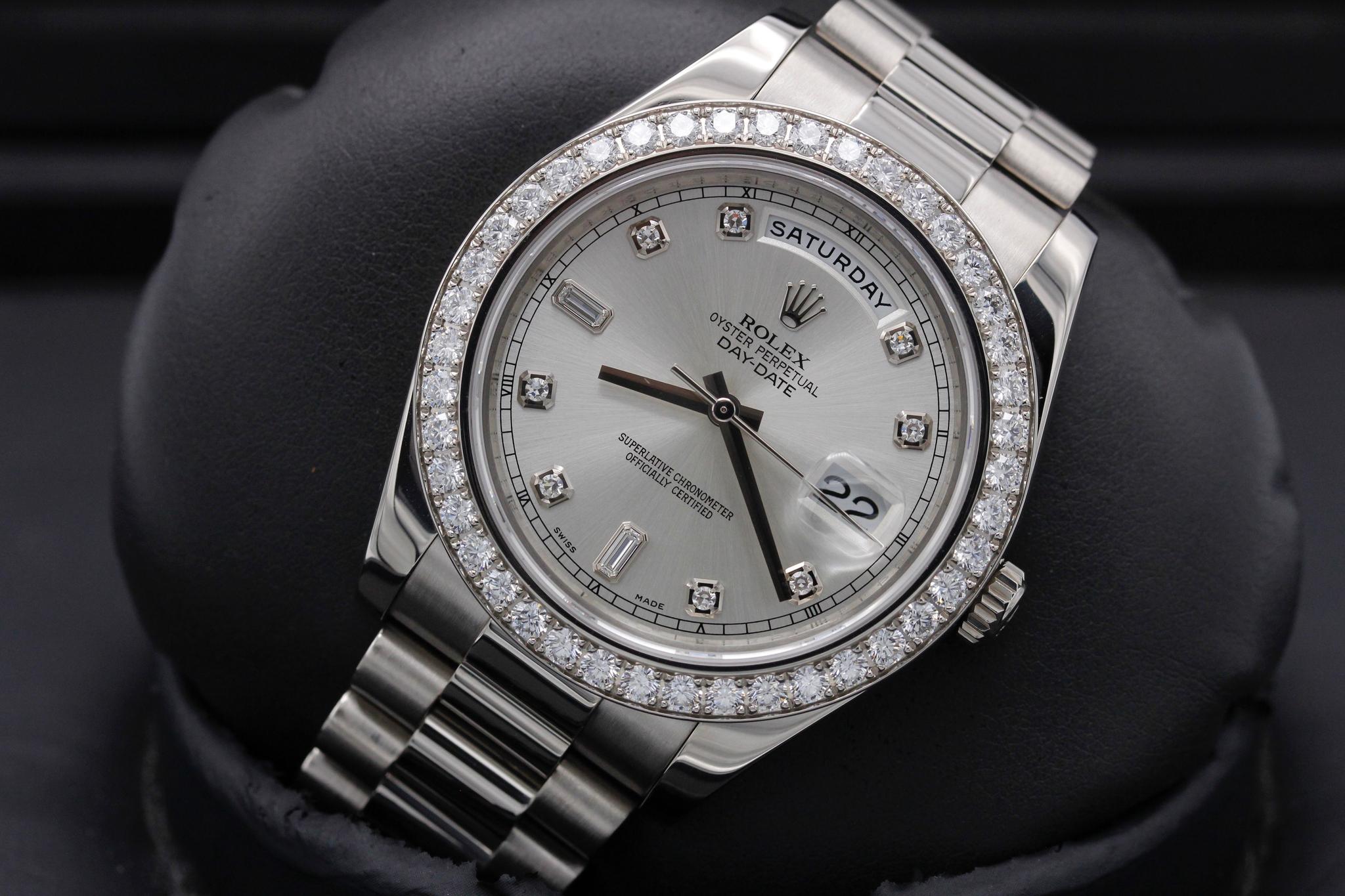 Watch Image 10