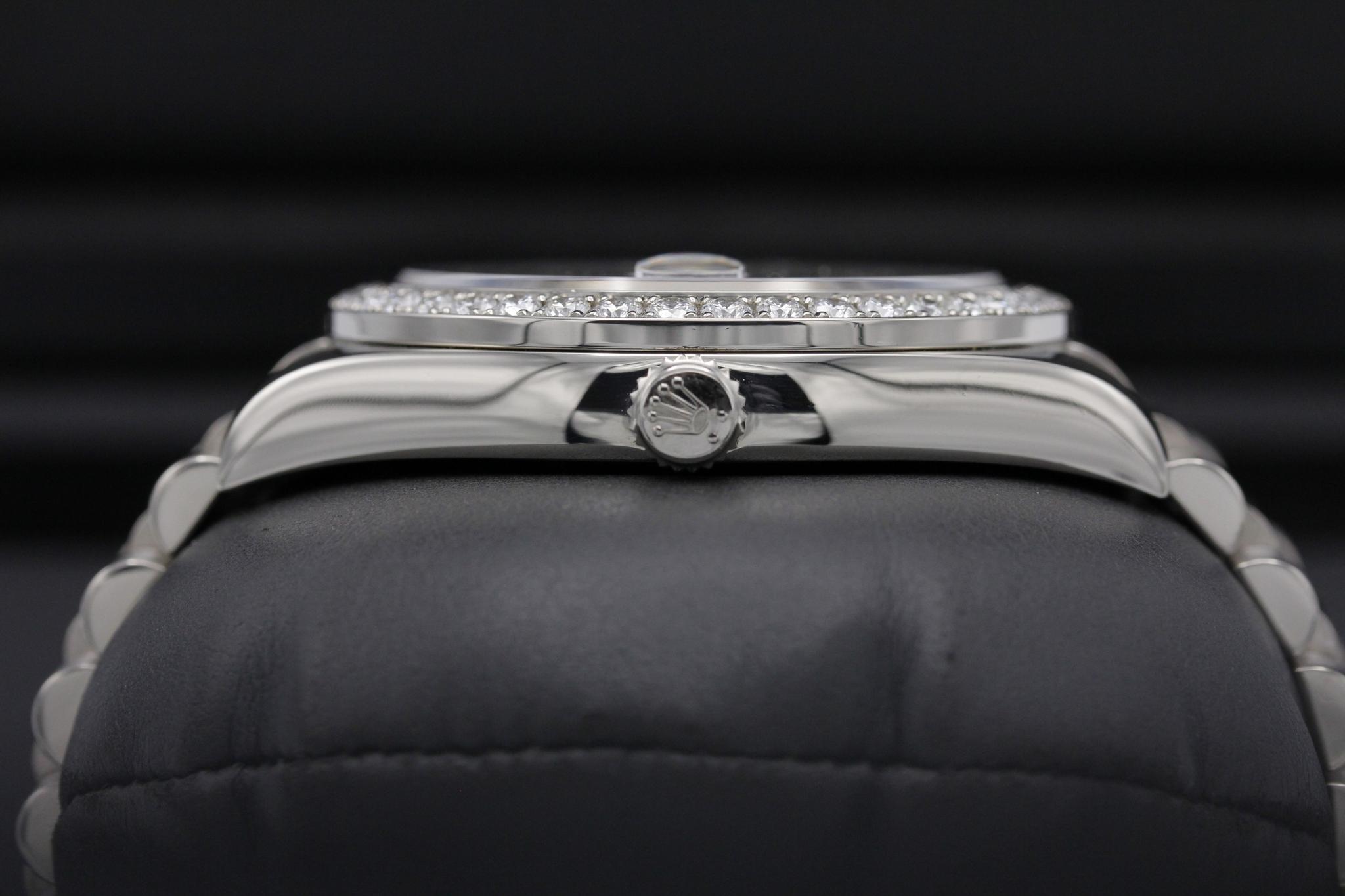 Watch Image 3