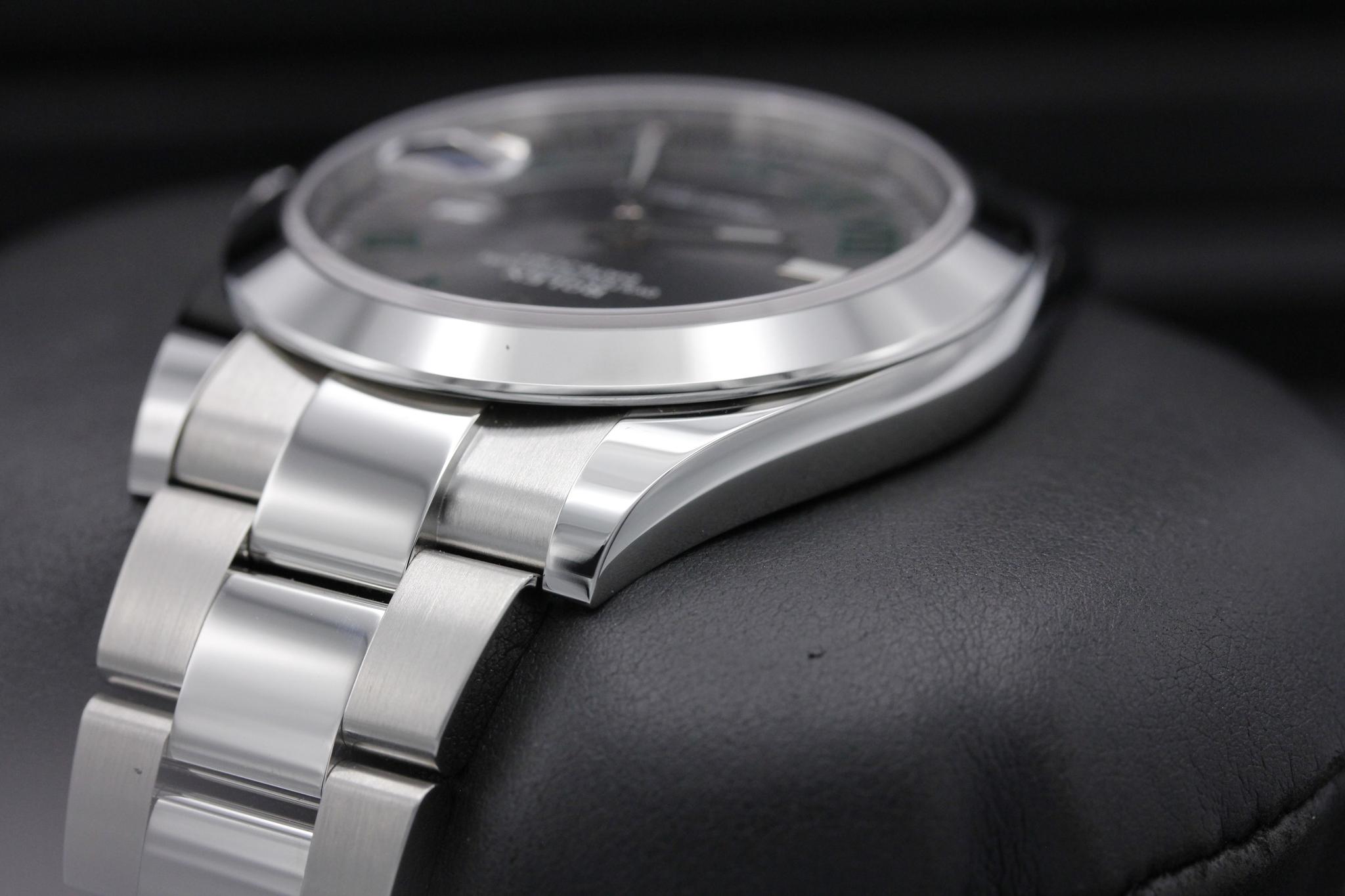 Watch Image 5