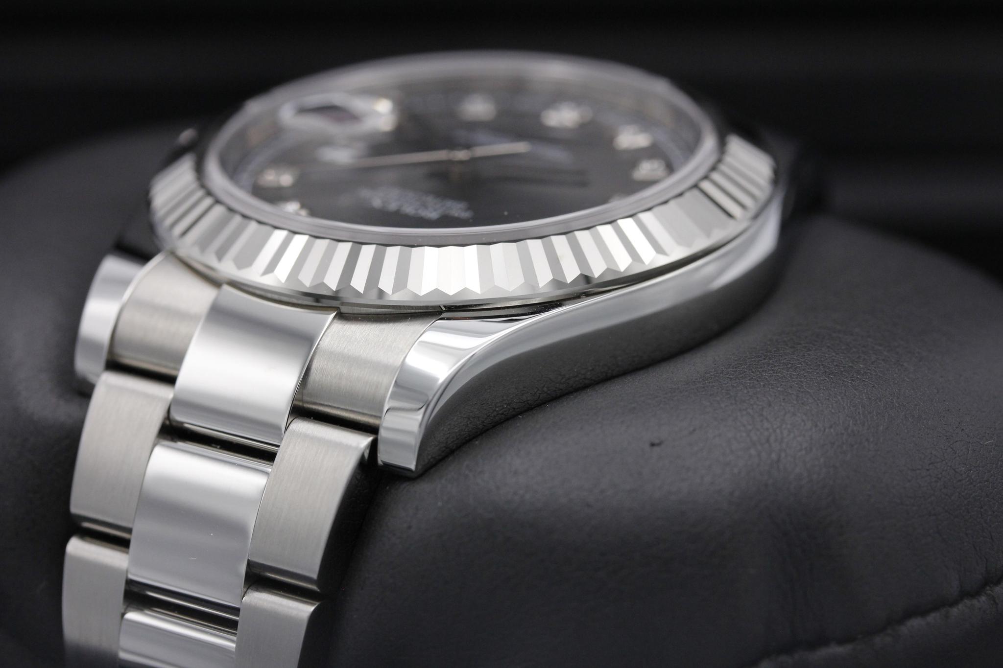 Watch Image 5