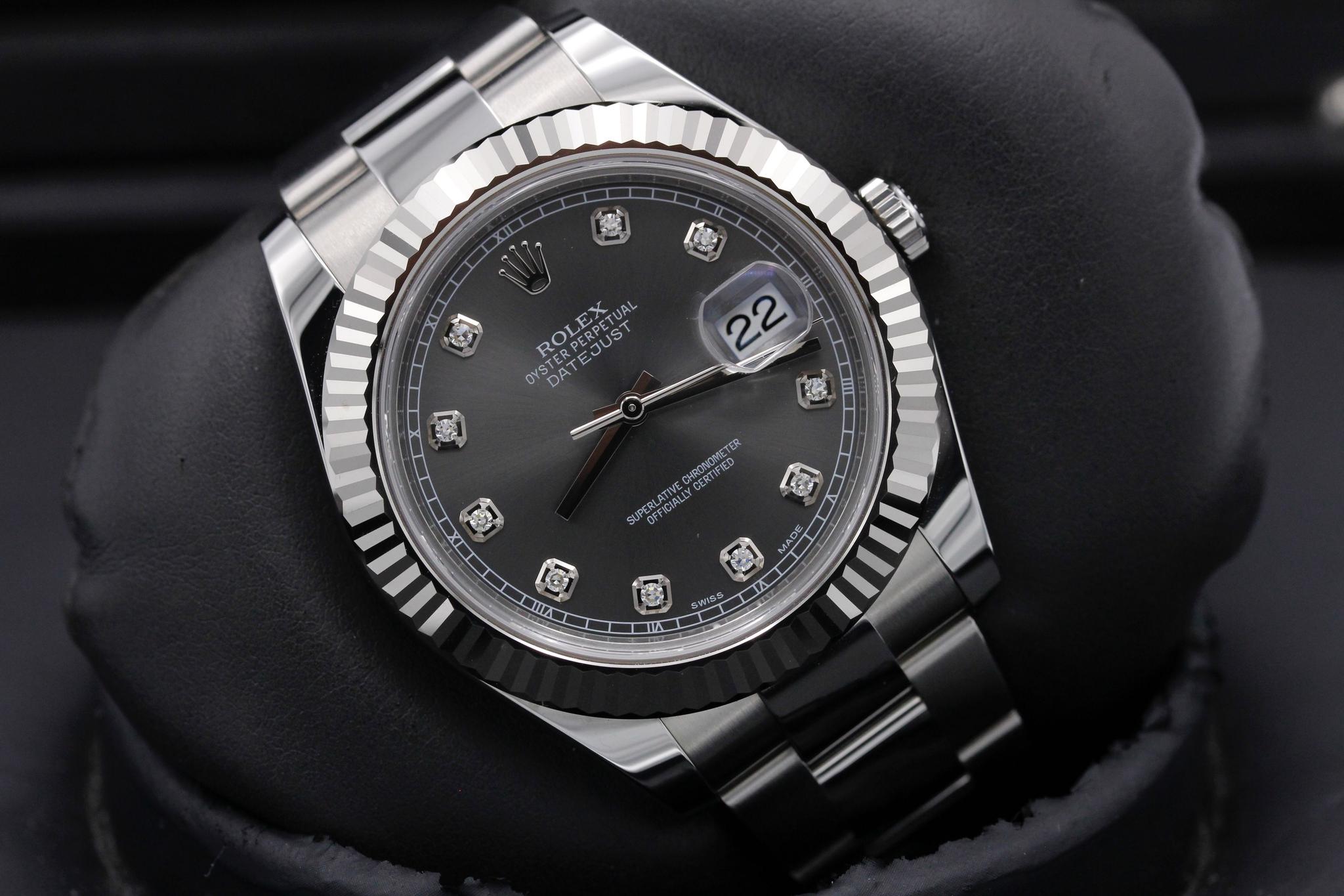 Watch Image 9
