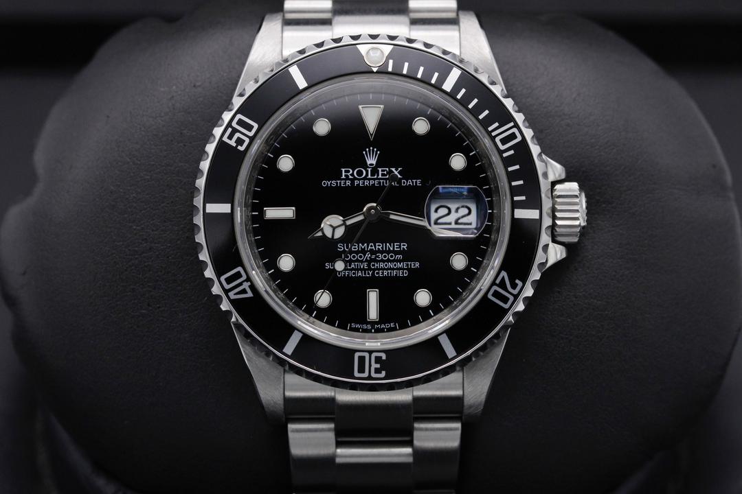 Rolex Submariner Date 16610