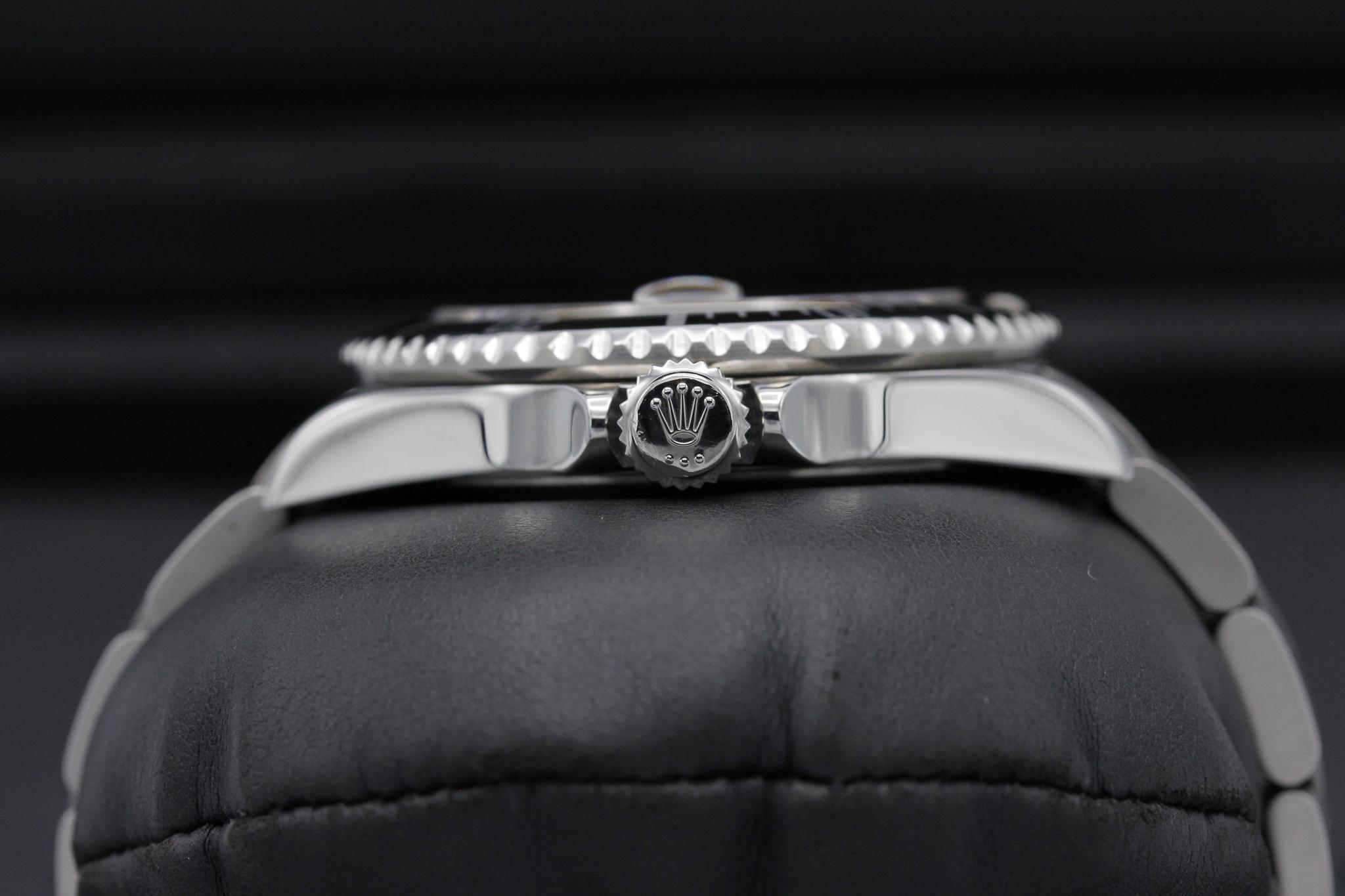 Watch Image 3
