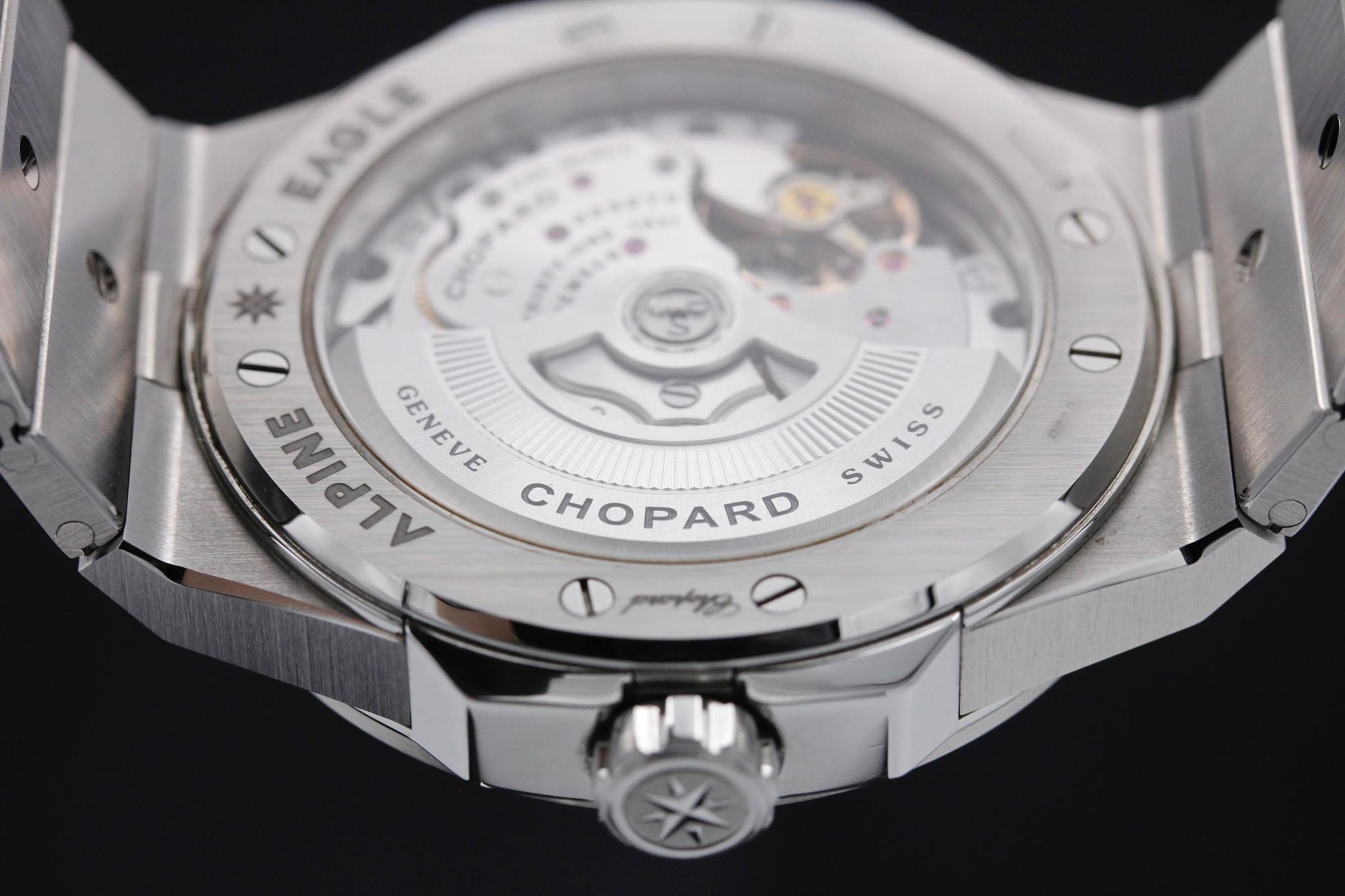 Watch Image 7