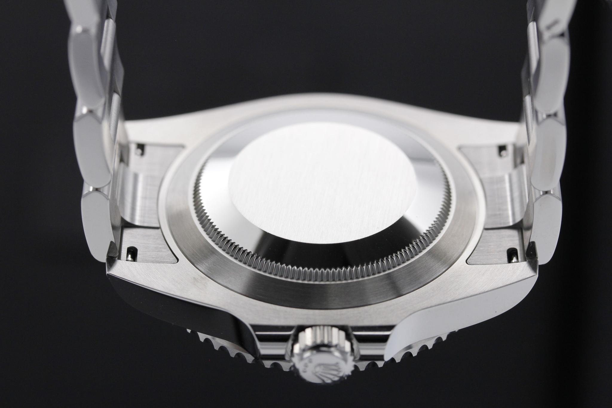 Watch Image 7