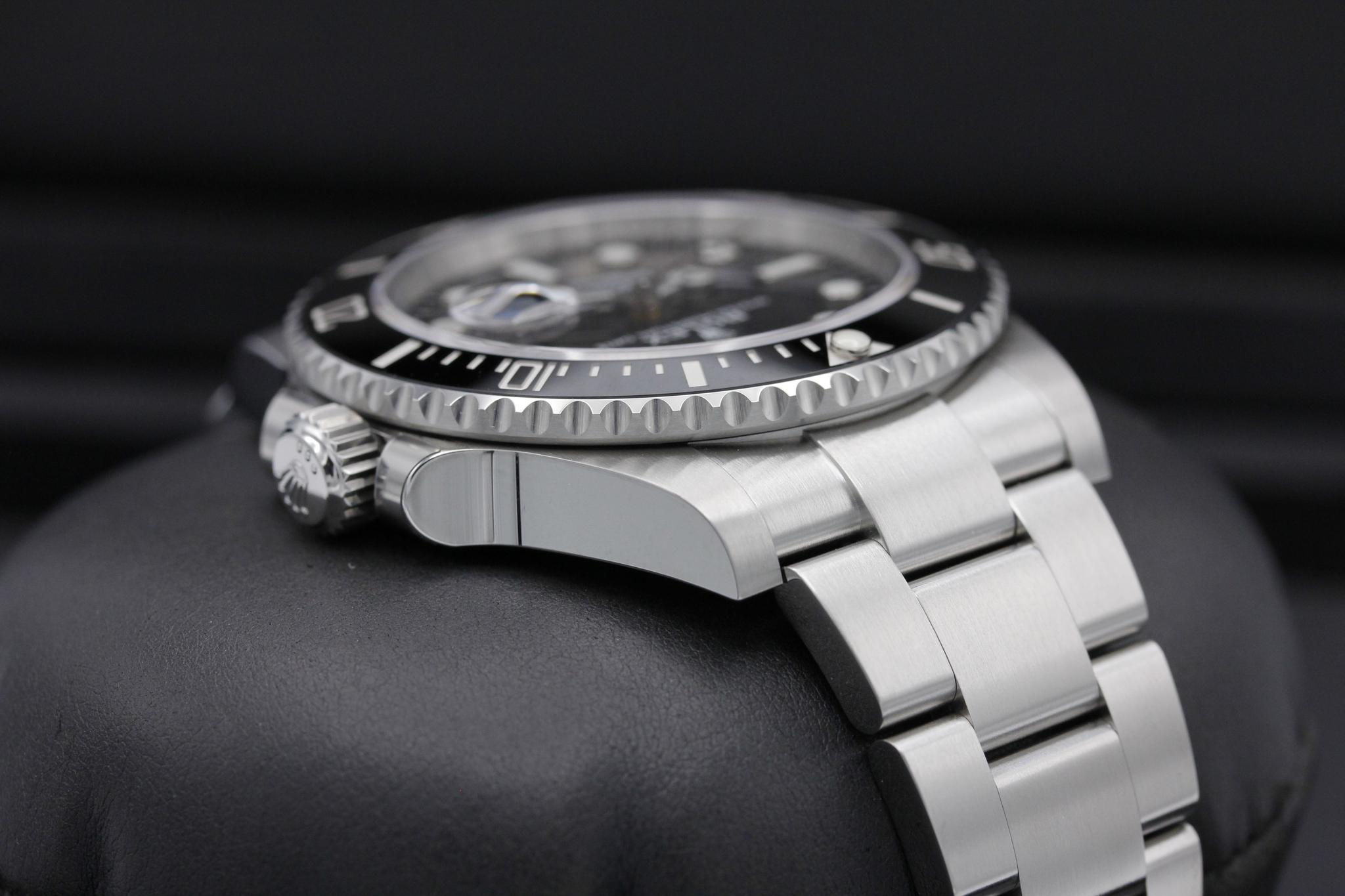 Watch Image 4