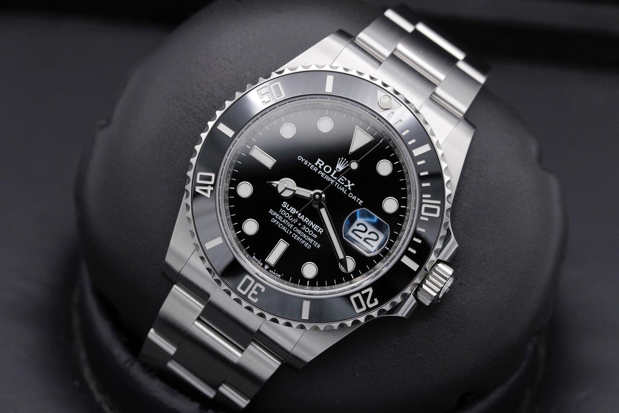 Watch Image 9