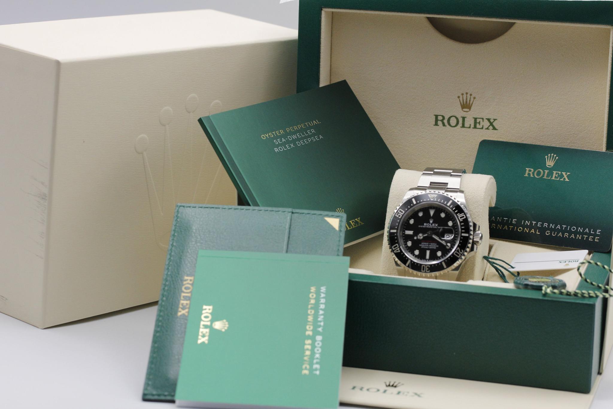 Watch Image 11