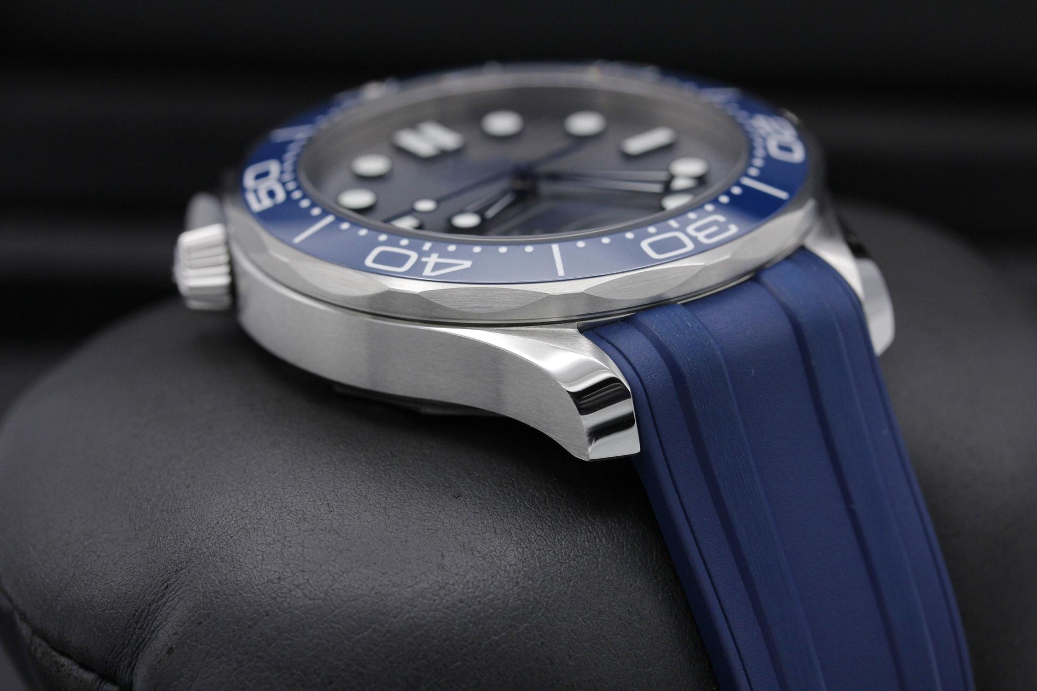 Watch Image 6