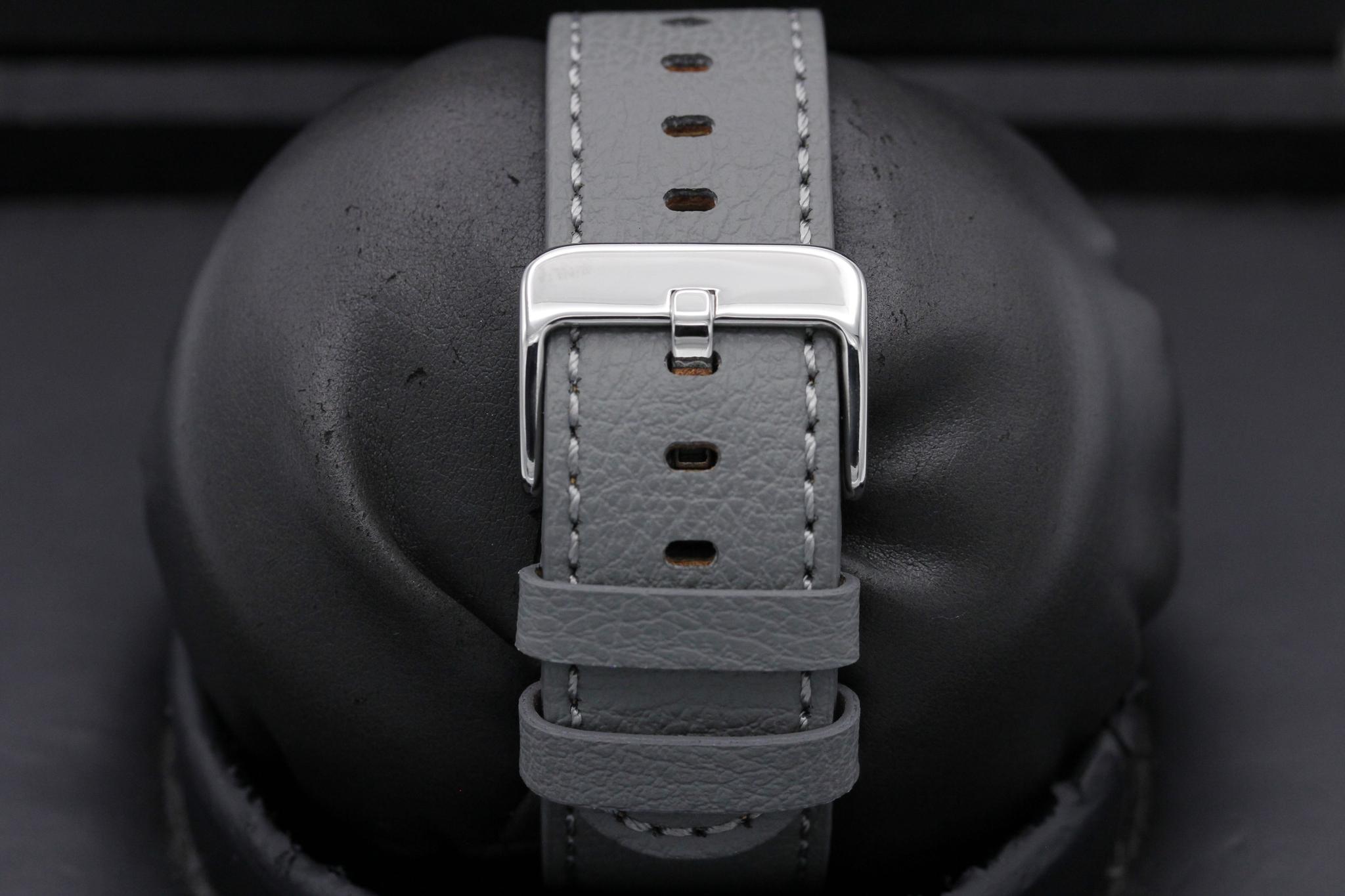 Watch Image 8
