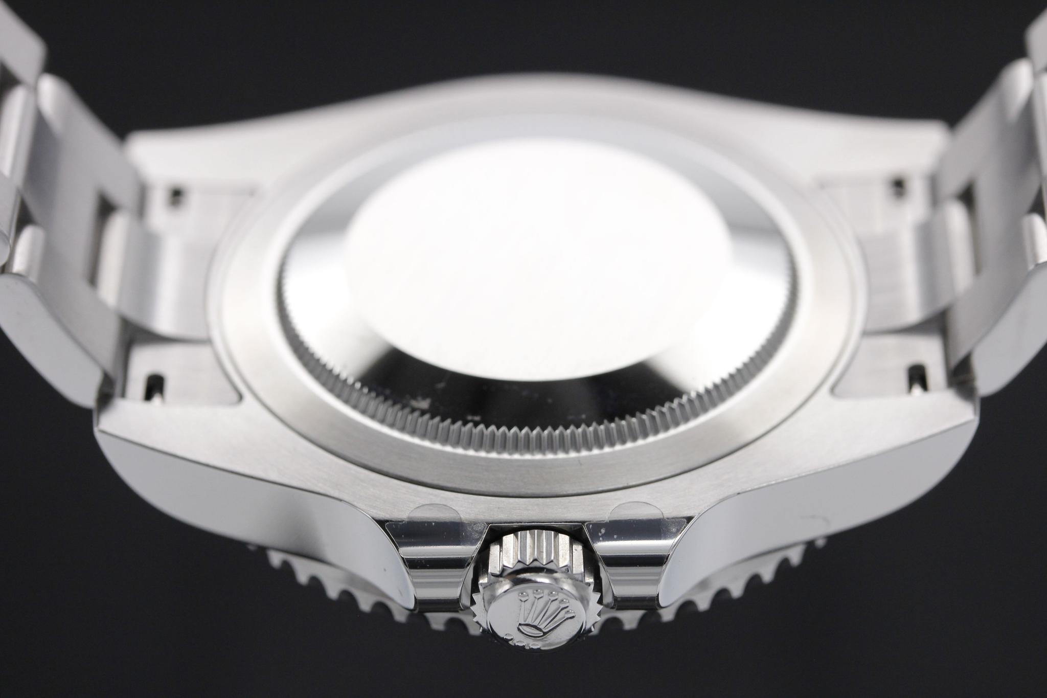 Watch Image 7