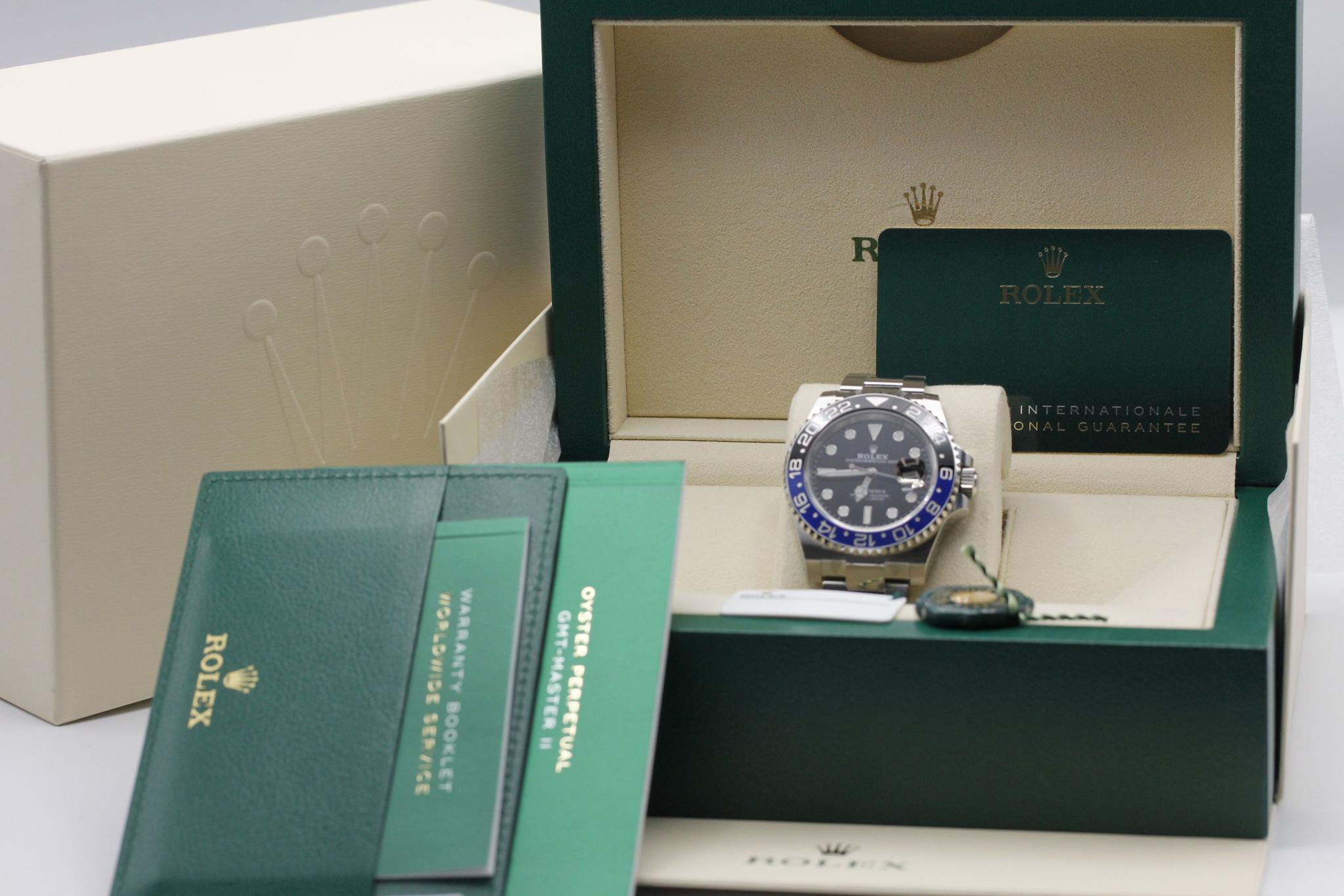 Watch Image 11