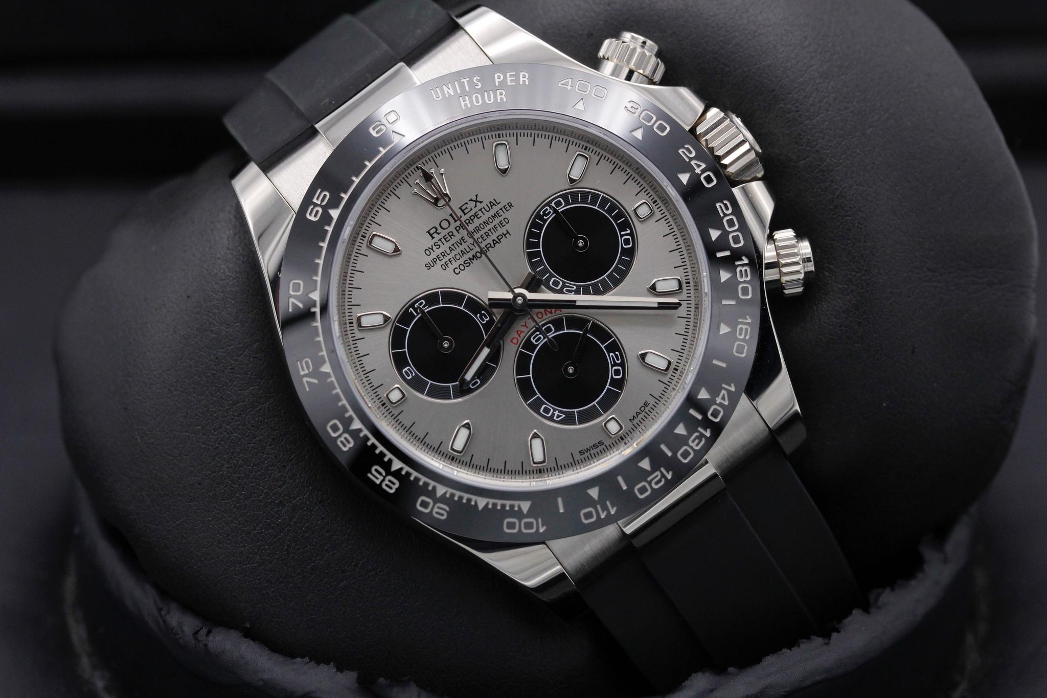 Watch Image 9