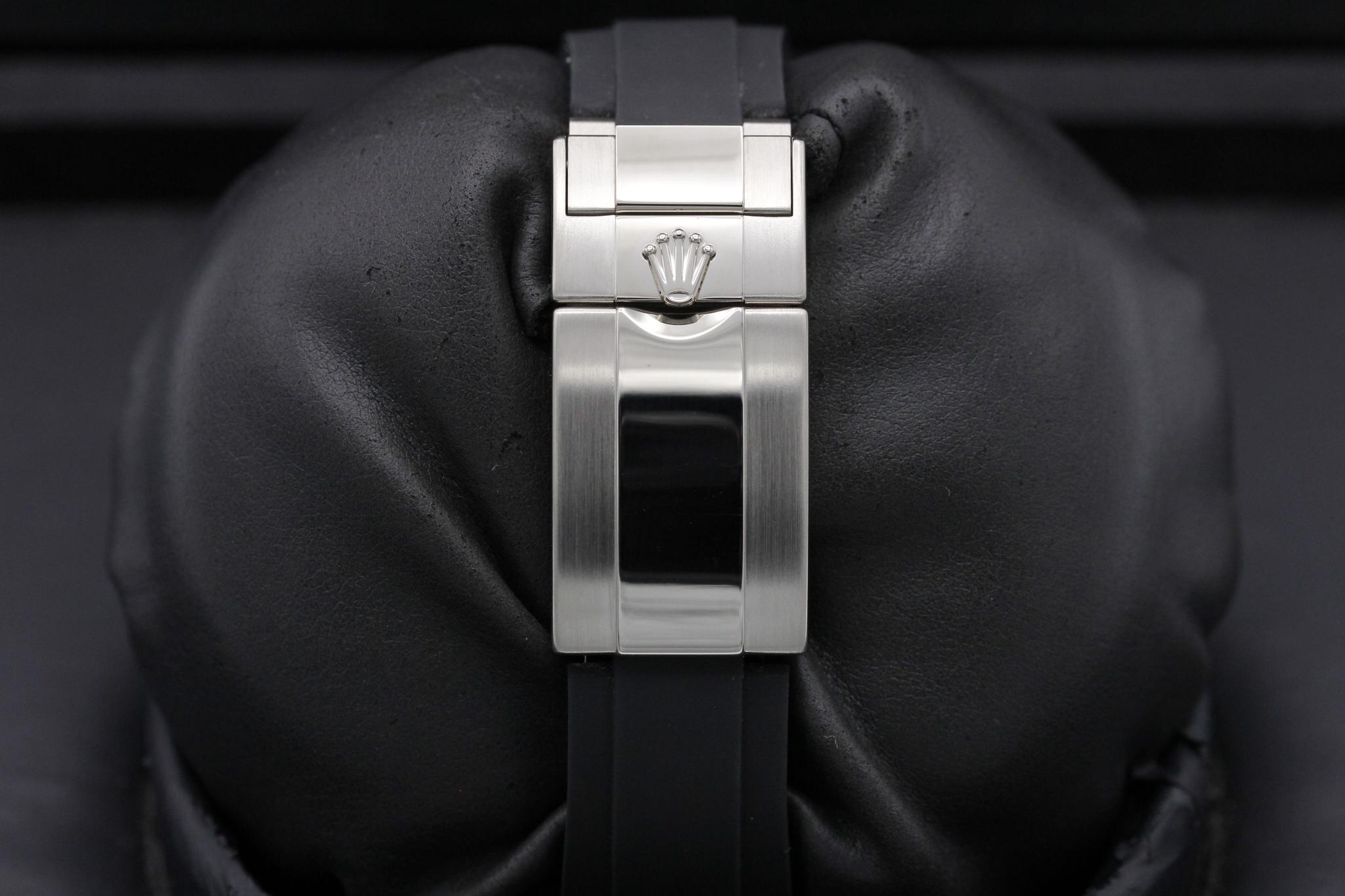 Watch Image 8