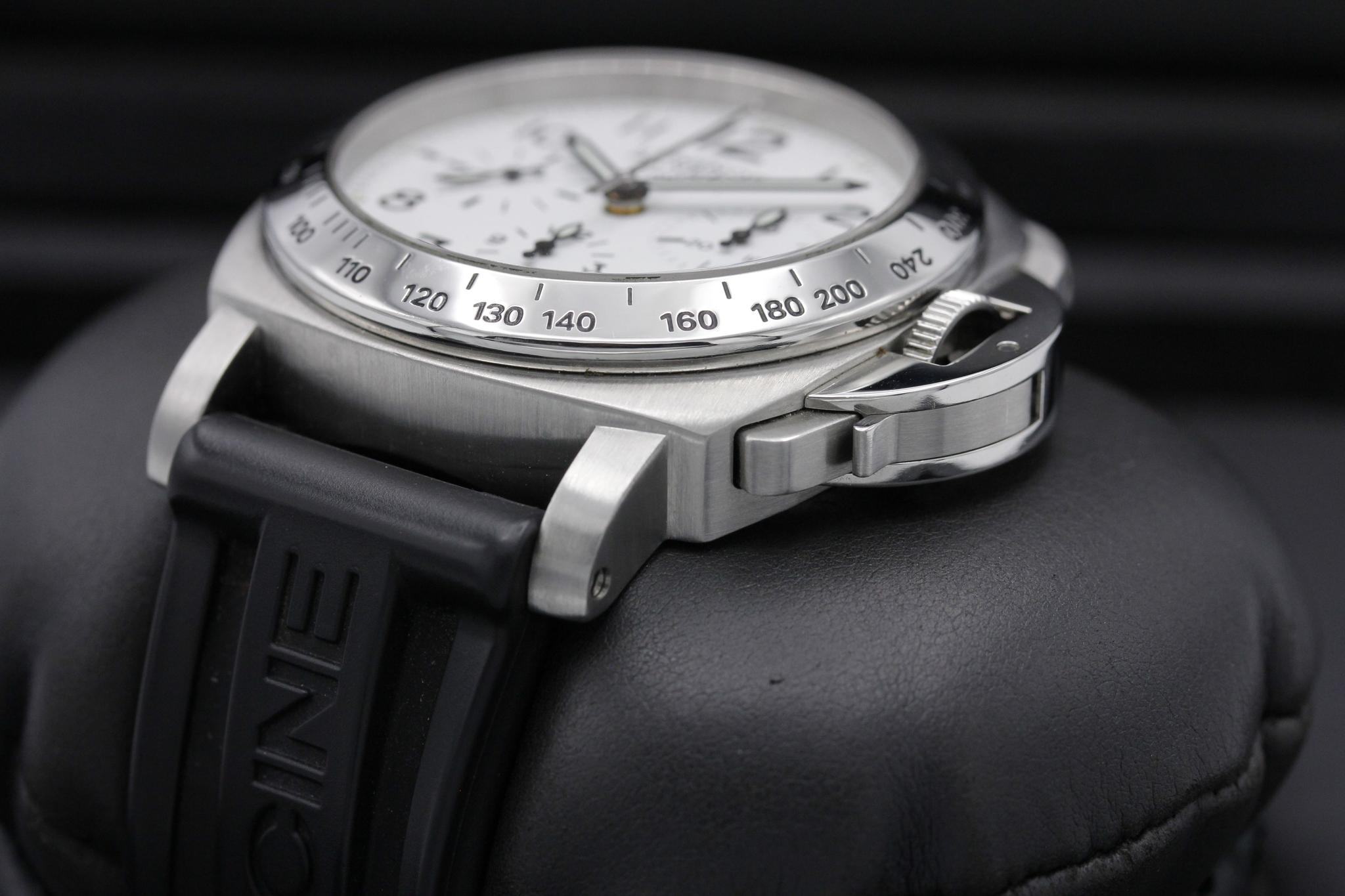 Watch Image 2