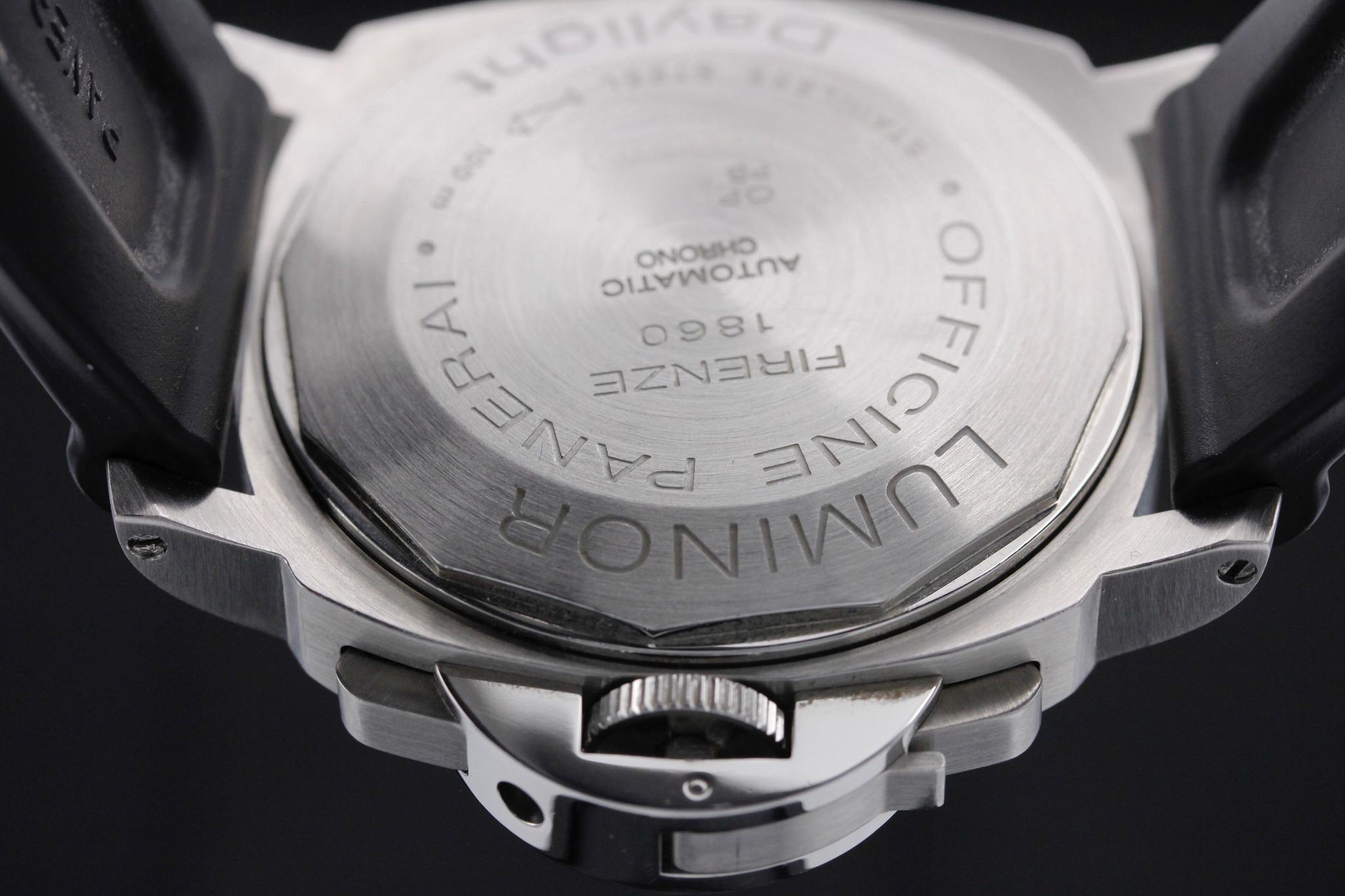 Watch Image 7