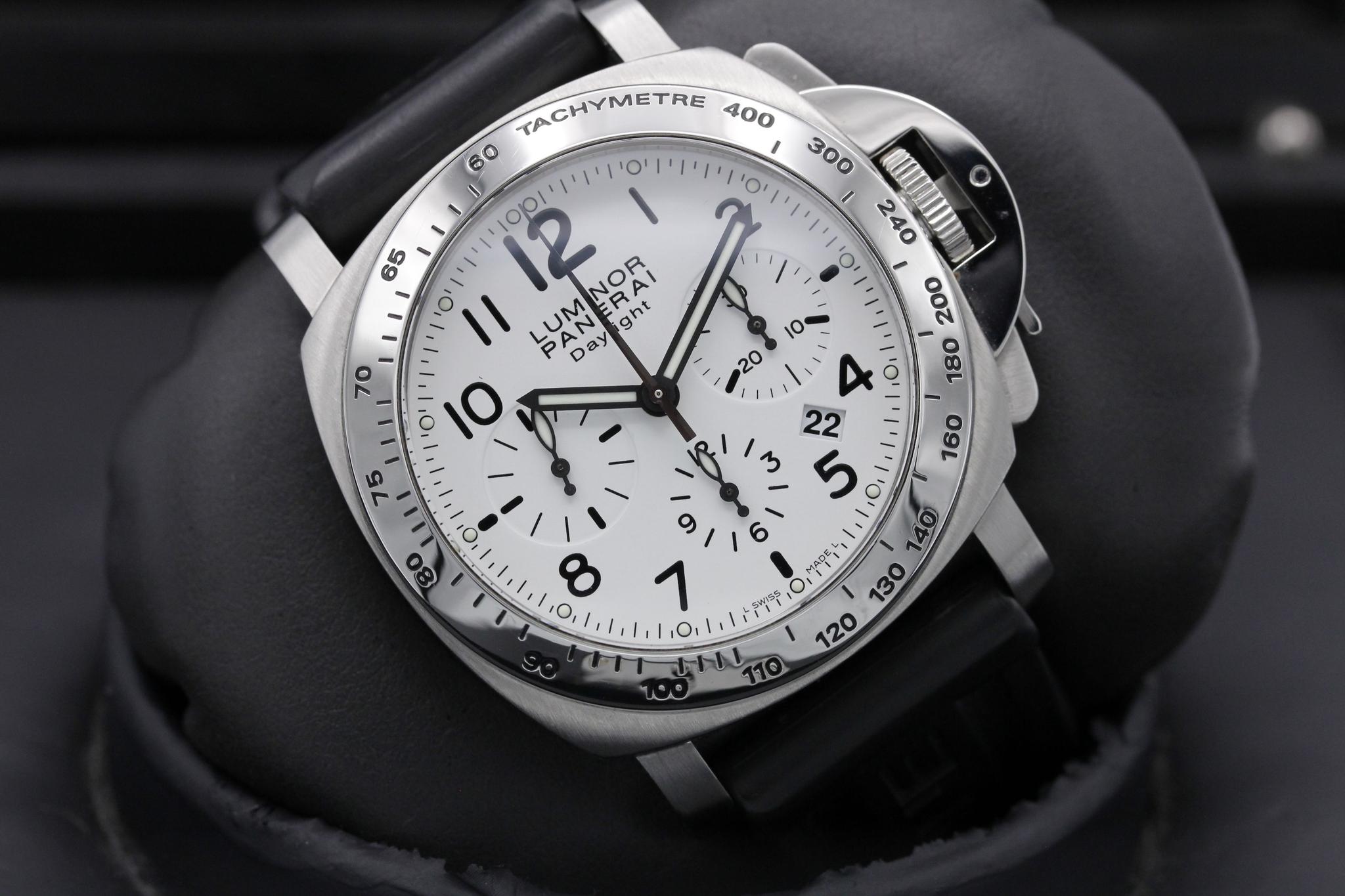 Watch Image 9