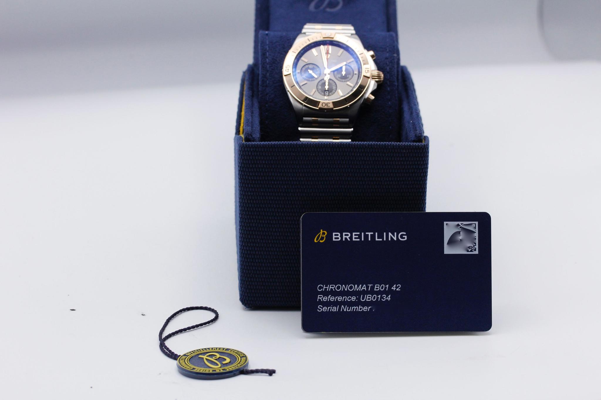 Watch Image 11