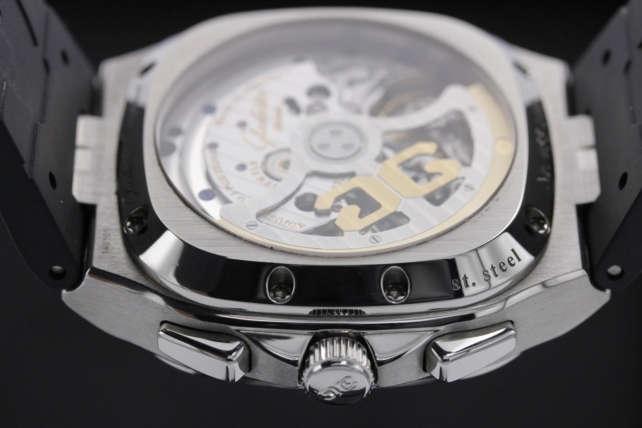 Watch Image 7