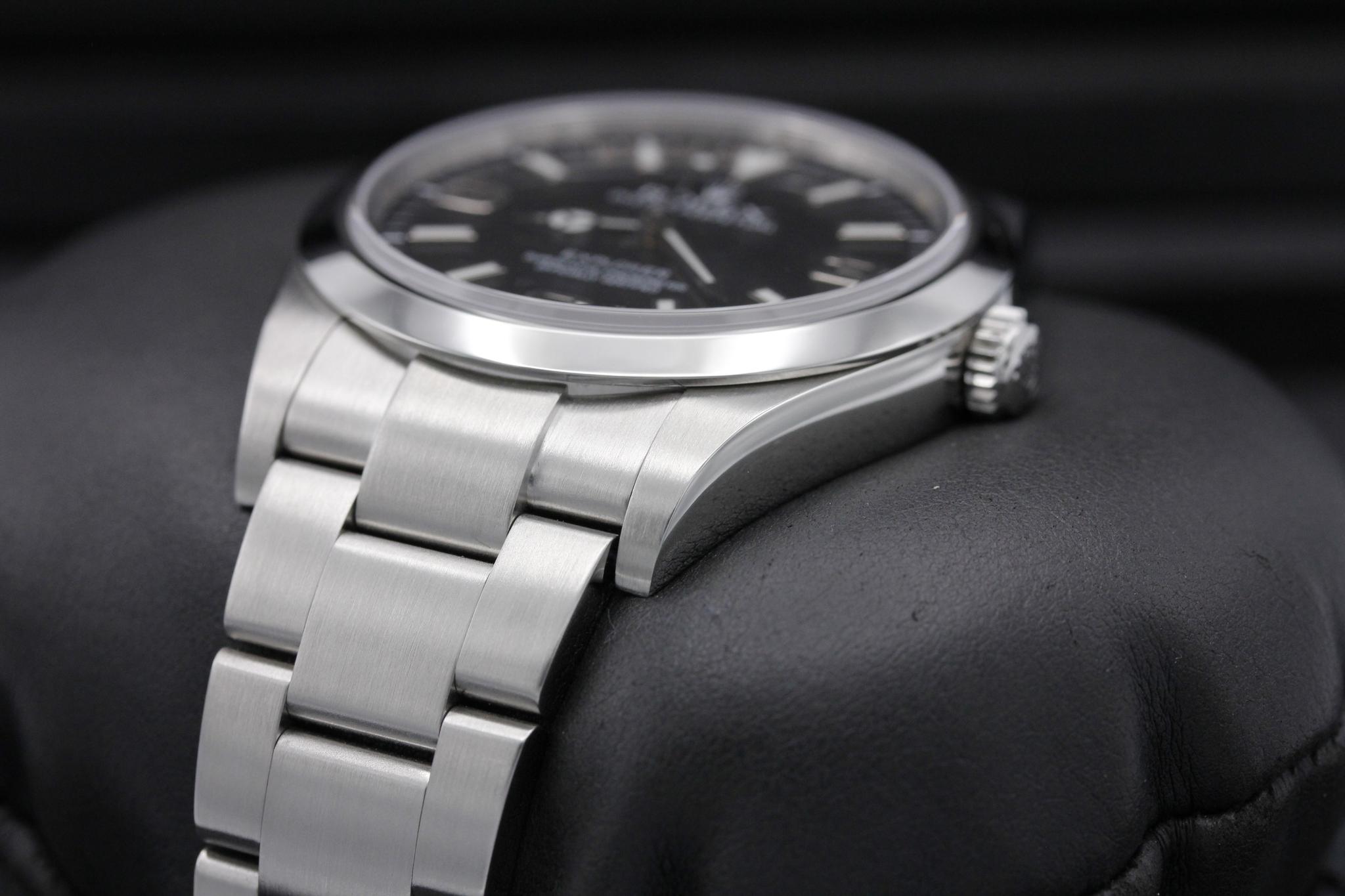 Watch Image 2