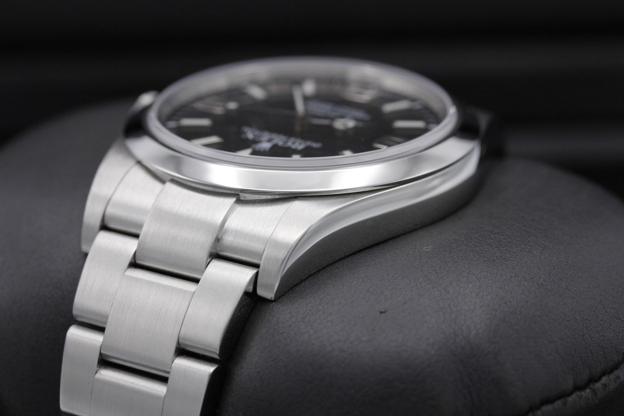 Watch Image 5