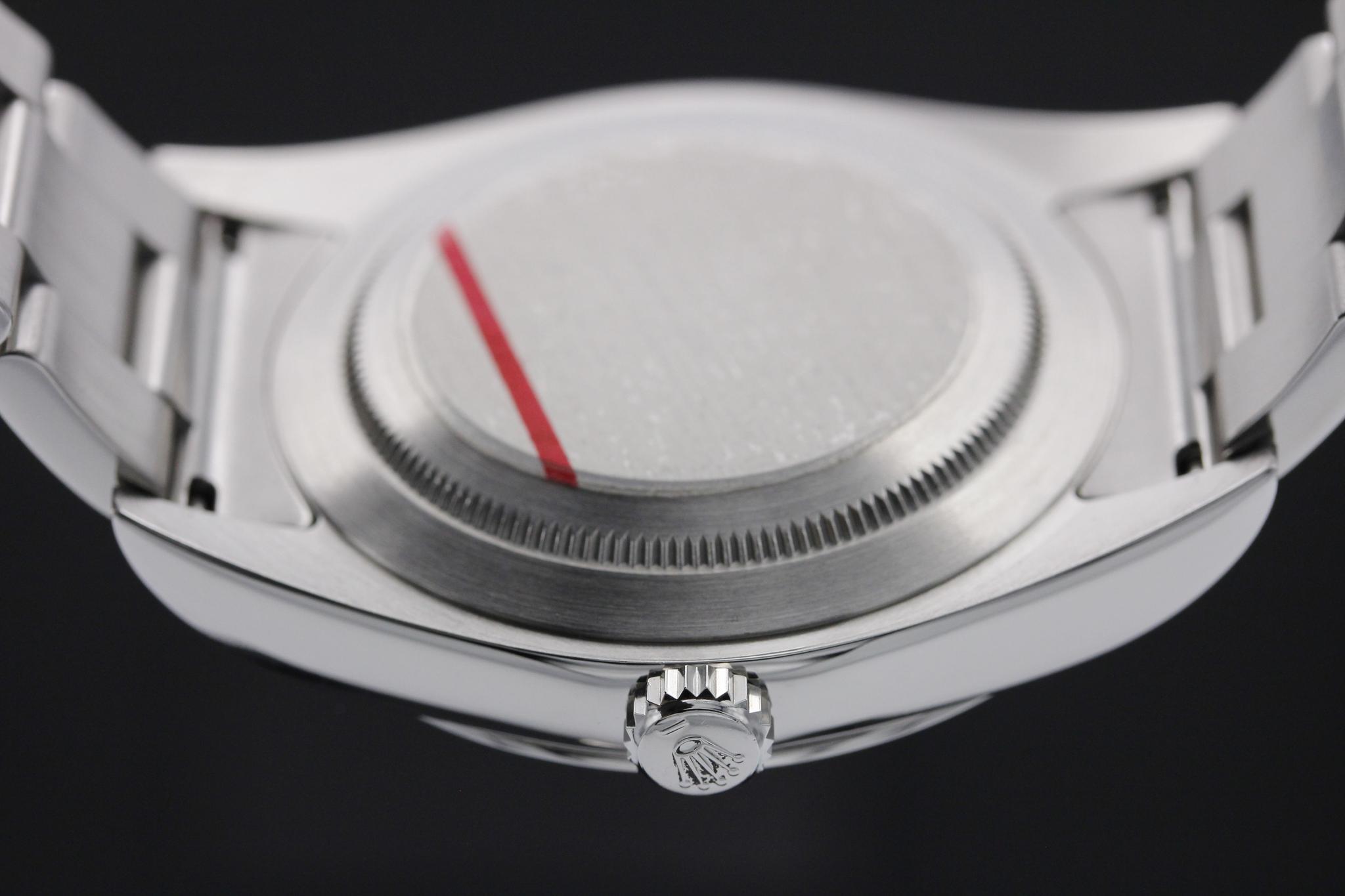 Watch Image 7