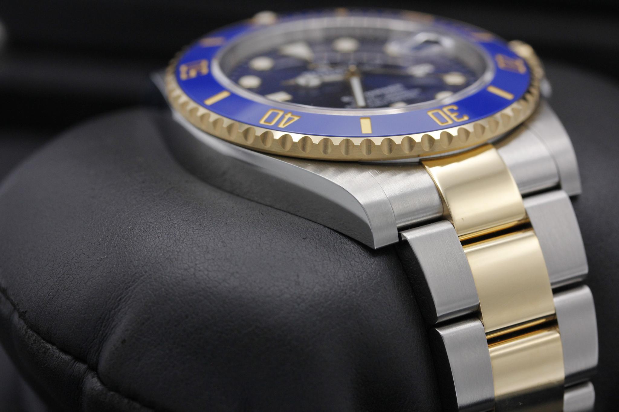 Watch Image 6
