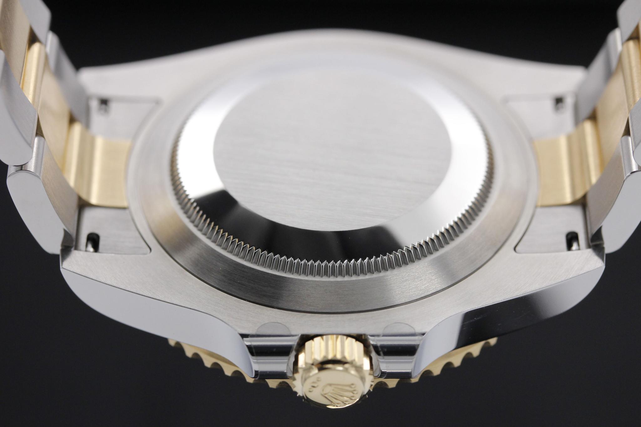 Watch Image 7