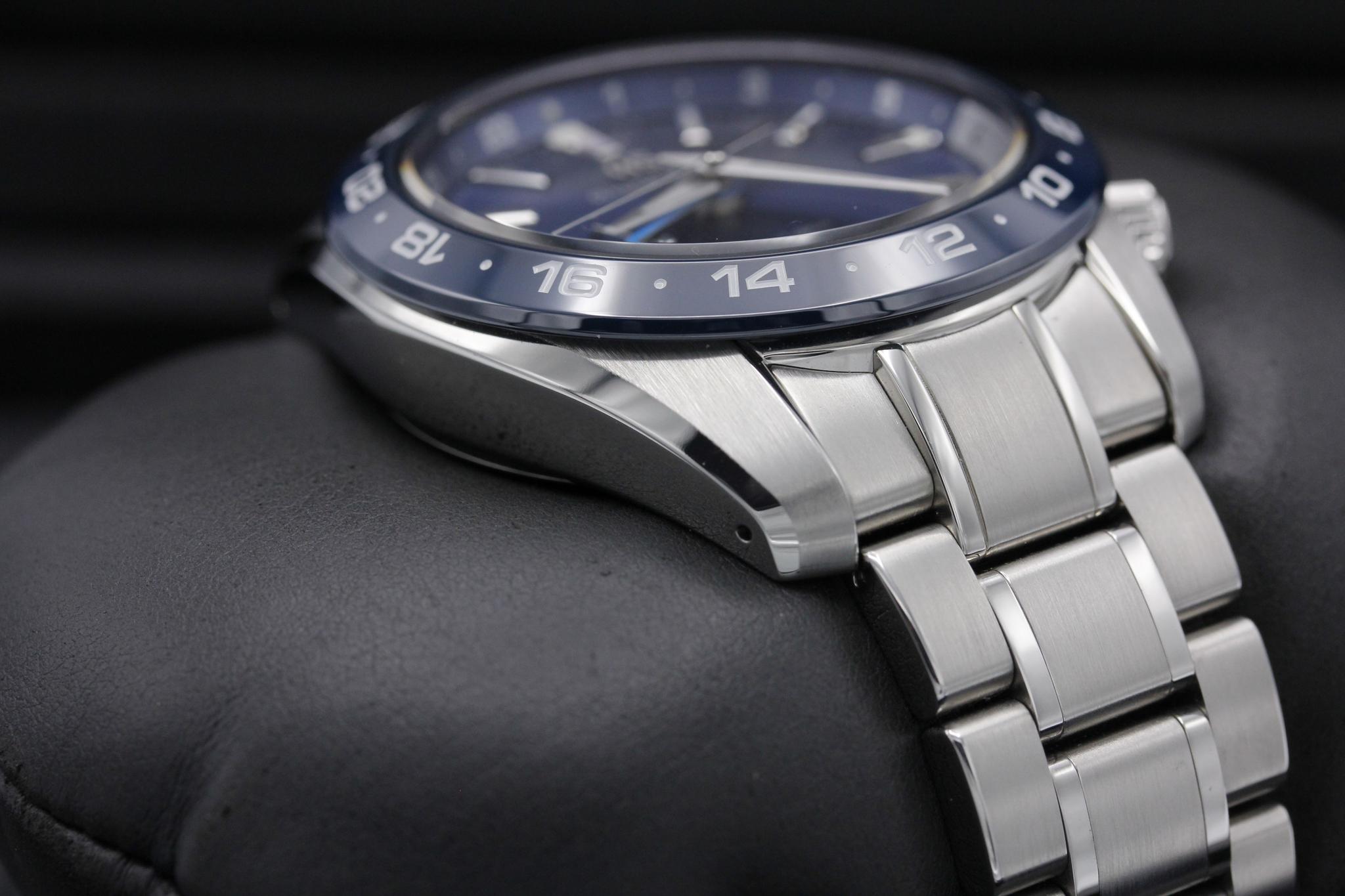Watch Image 4