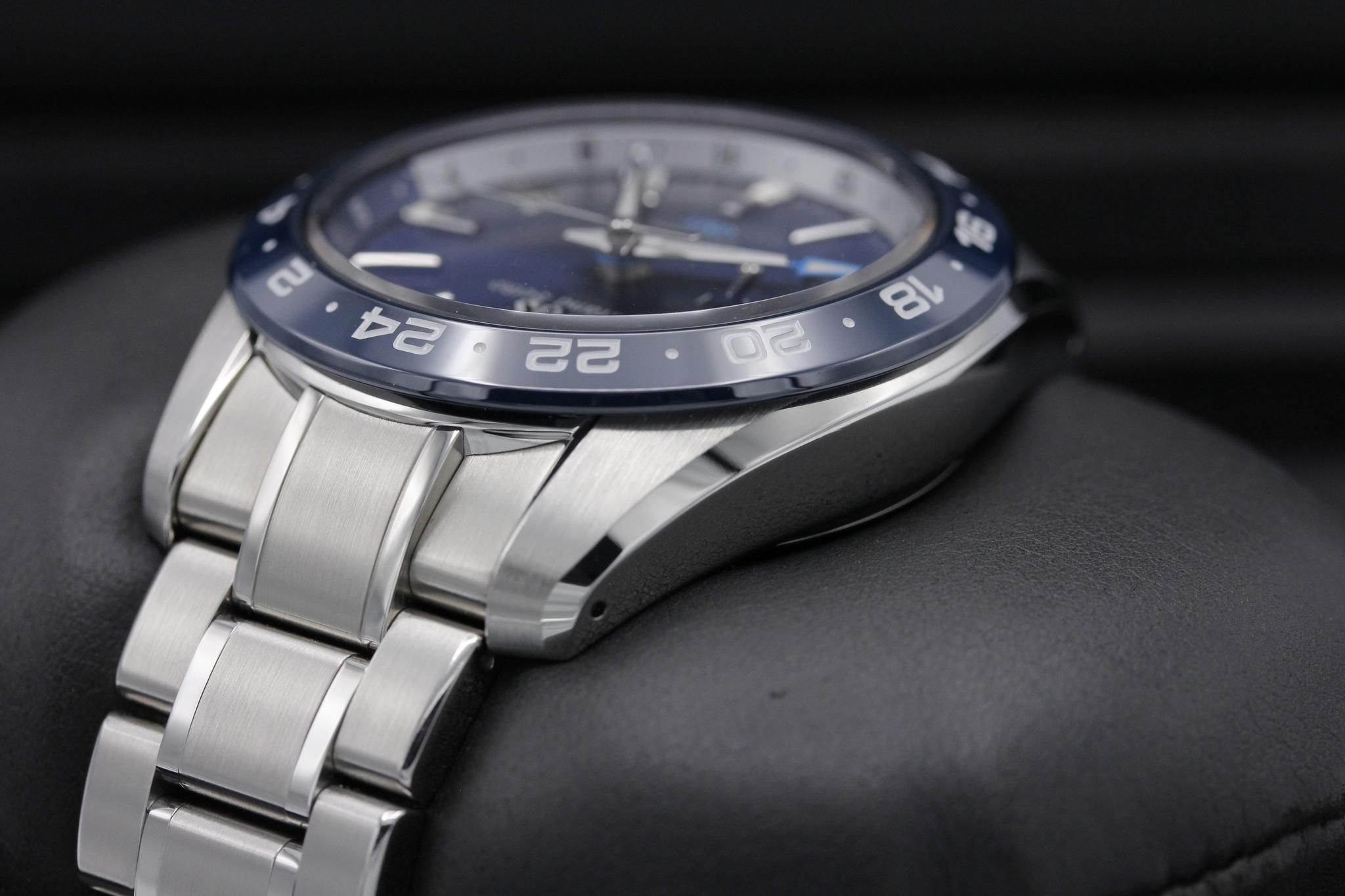 Watch Image 6