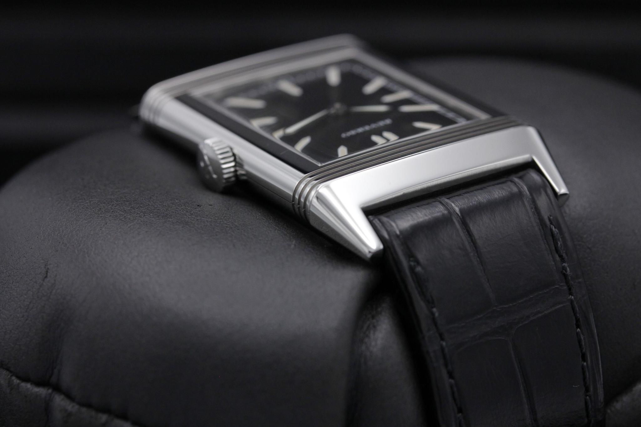 Watch Image 4
